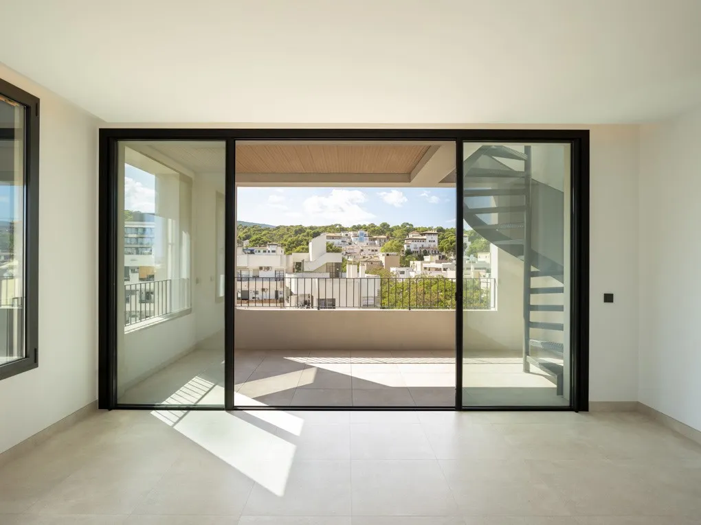 Nowo wybudowany penthouse w nowoczesnym kompleksie-7