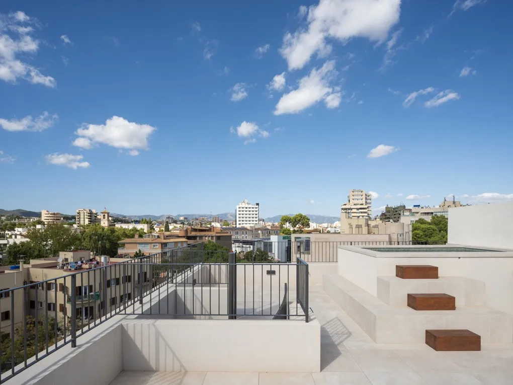 Nowo wybudowany penthouse w nowoczesnym kompleksie-2