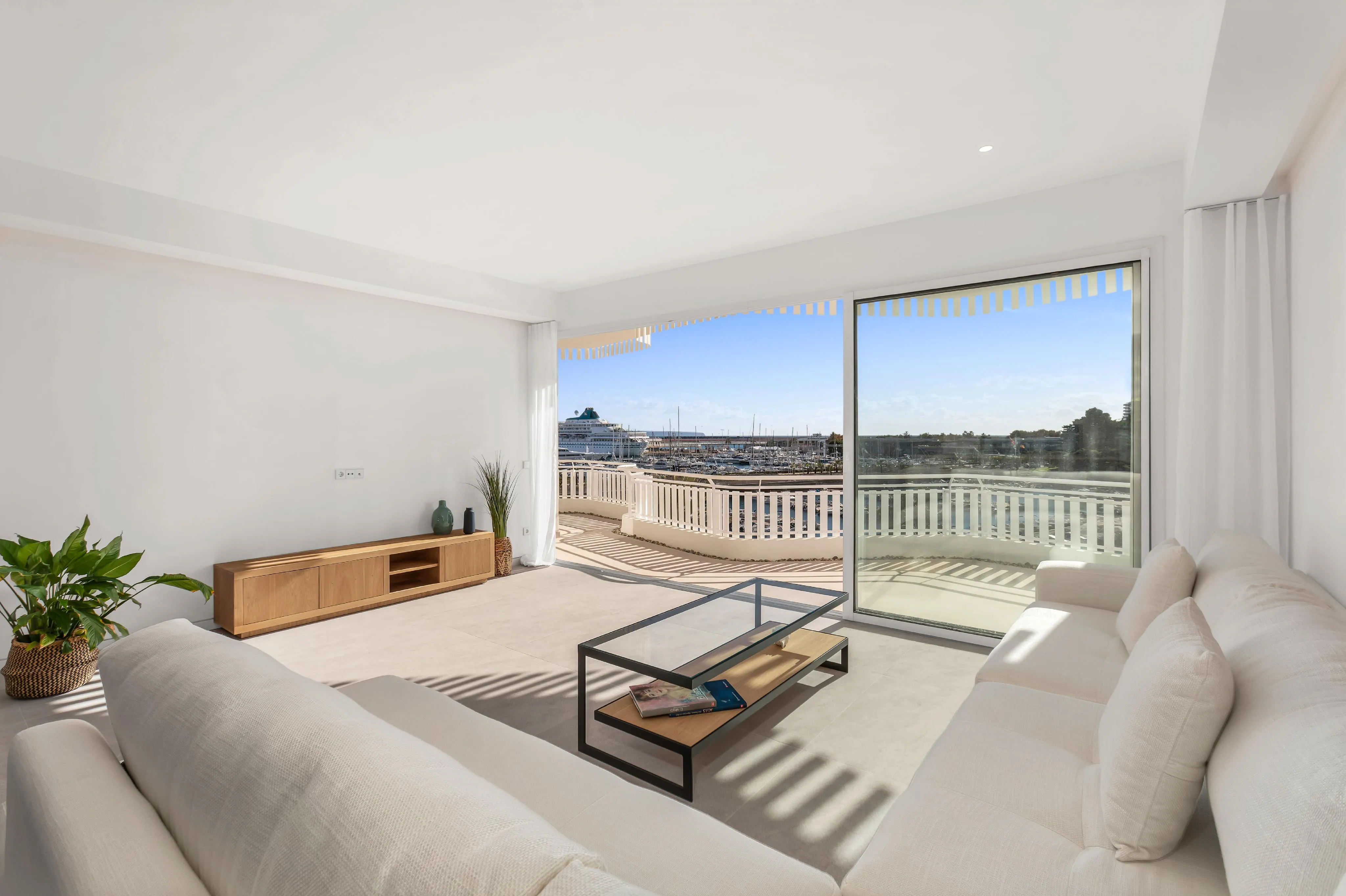 Elegant apartment with Premium Finishes and Garage-2