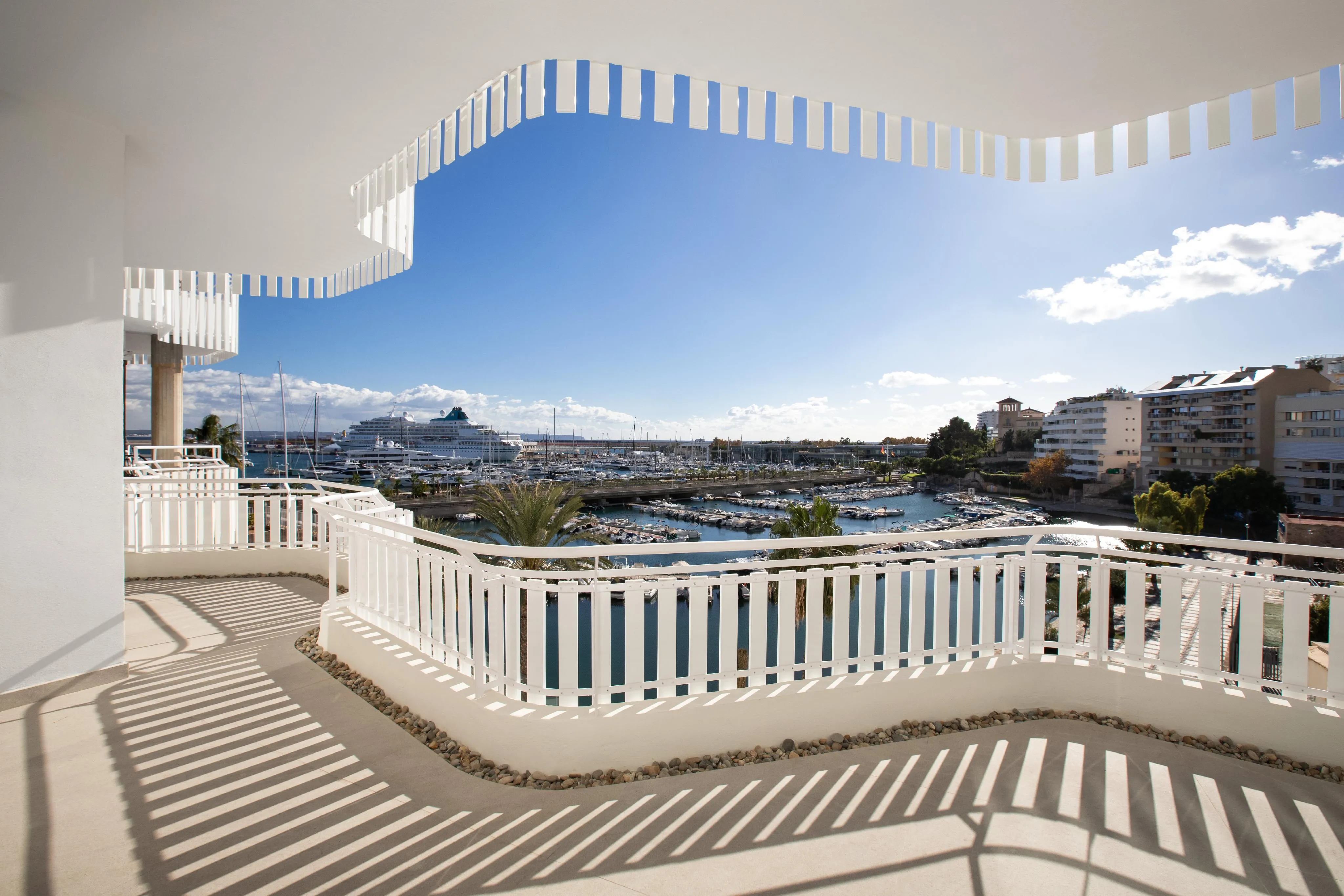 Elegant apartament amb Acabats Premium i Garatge-16