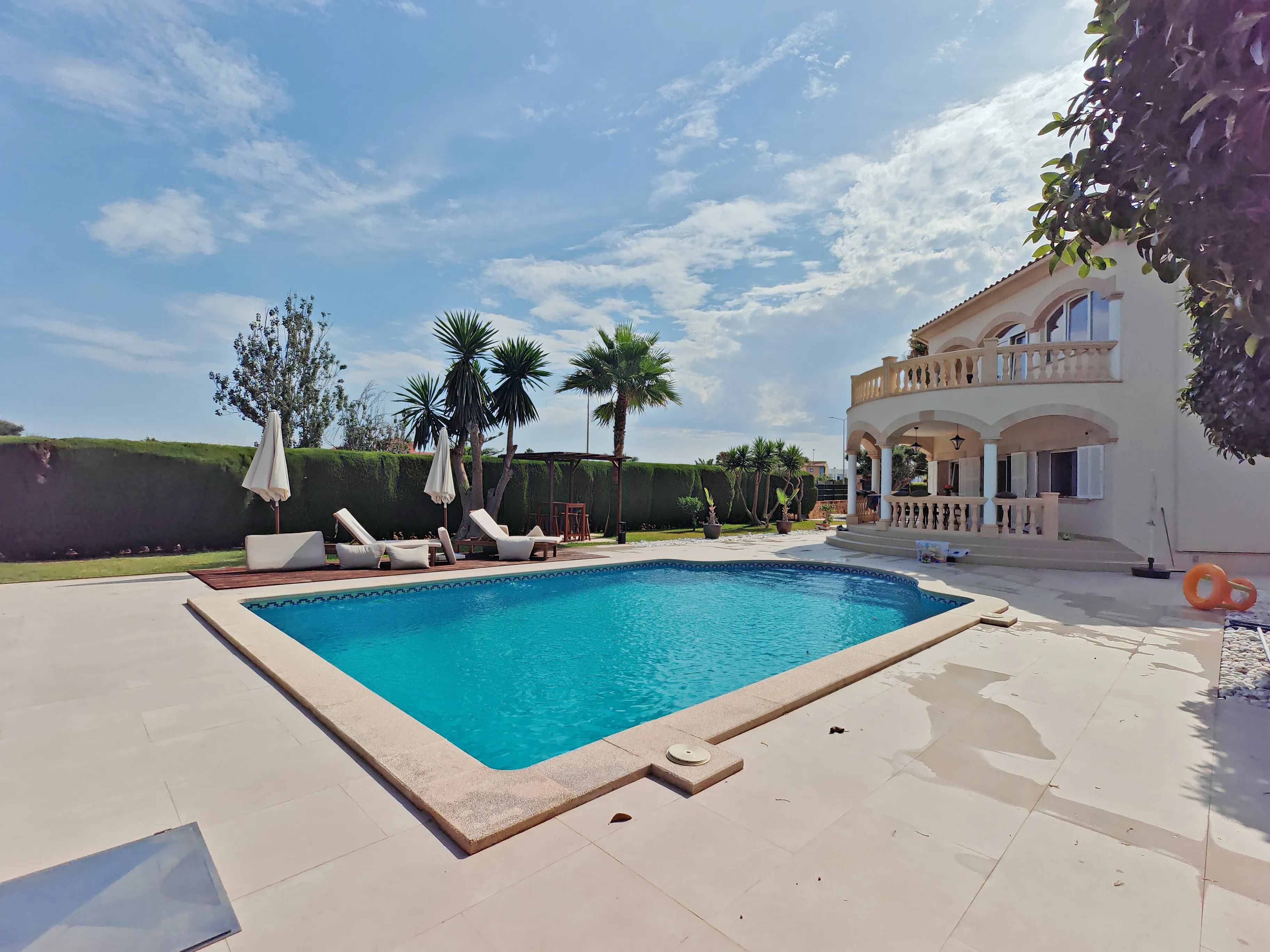 Middelhavsdrømmevilla med havudsigt-1