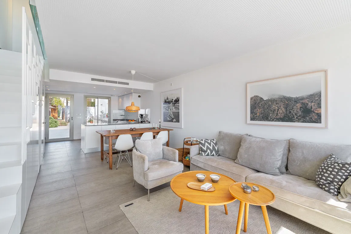 Charmante maison mitoyenne avec très grand patio et accès direct à la mer-4