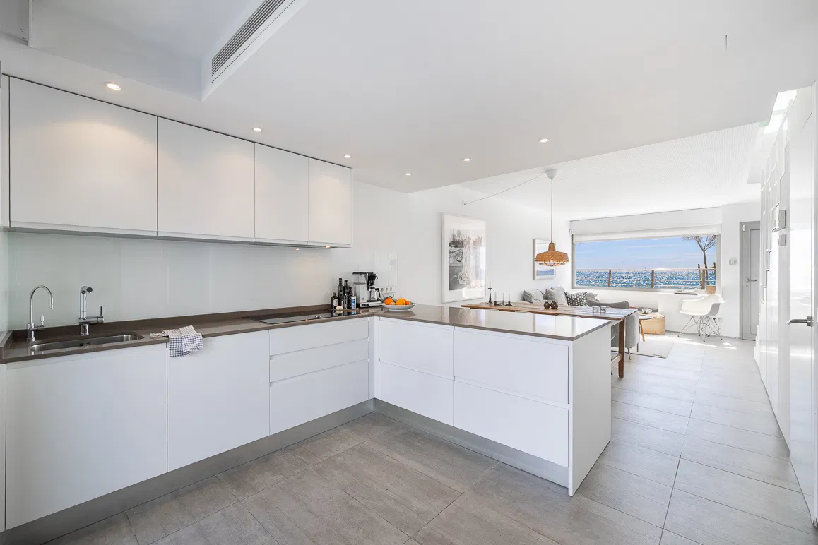 Charmante maison mitoyenne avec très grand patio et accès direct à la mer-5