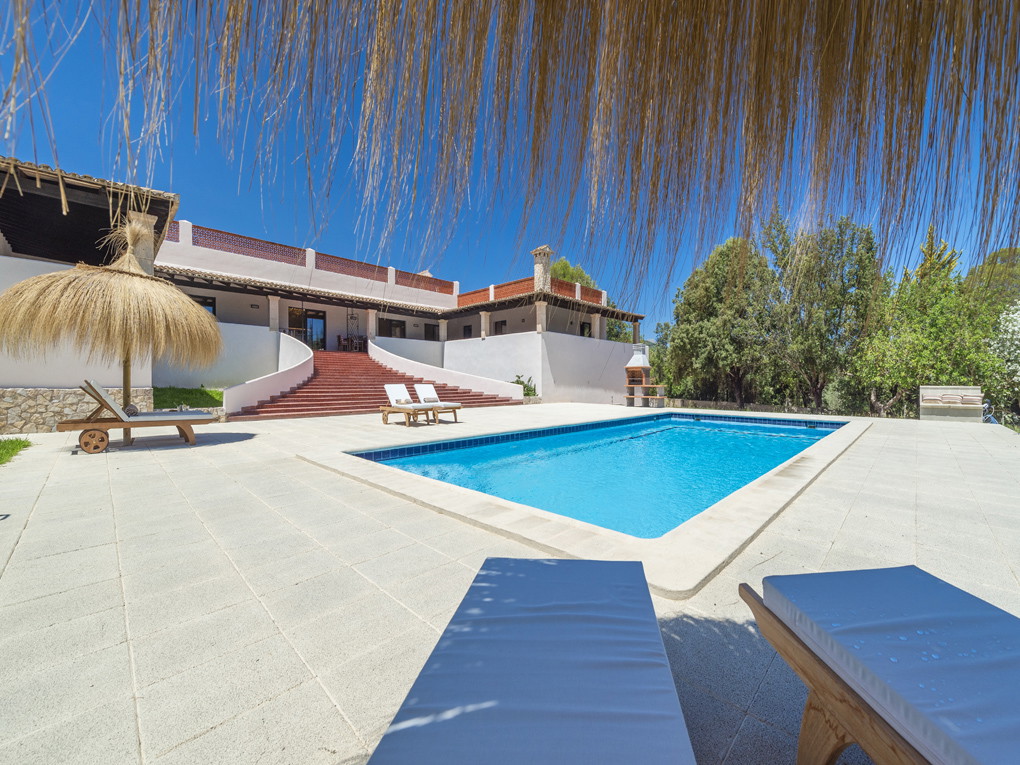 " ES CASTELL " Temporary rental / second residence in Pollensa-2