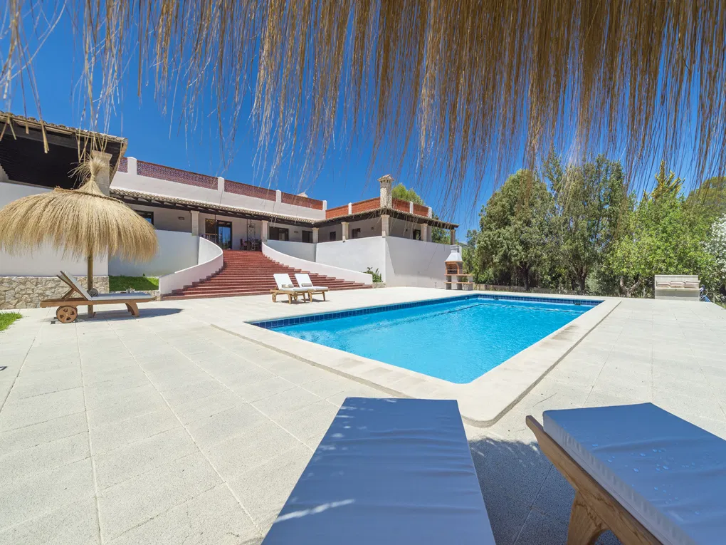" ES CASTELL " Temporary rental / second residence in Pollensa-2