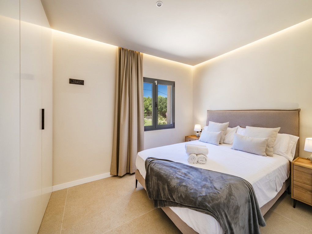 " ES CASTELL " Temporary rental / second residence in Pollensa-23