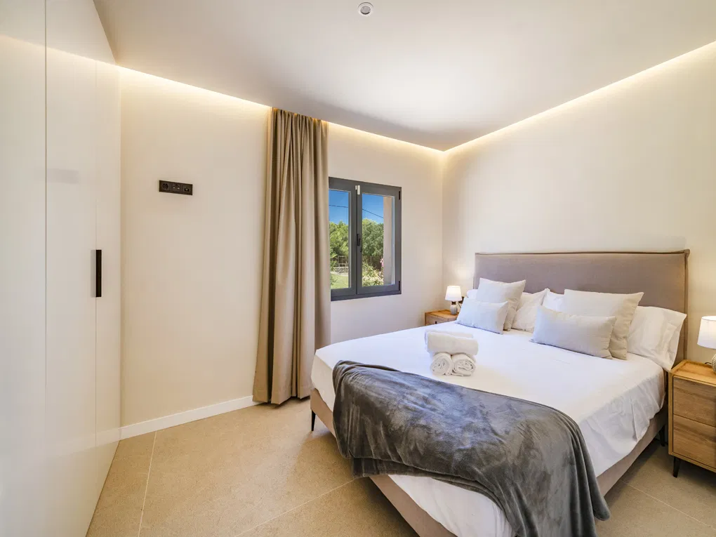 " ES CASTELL " Temporary rental / second residence in Pollensa-23