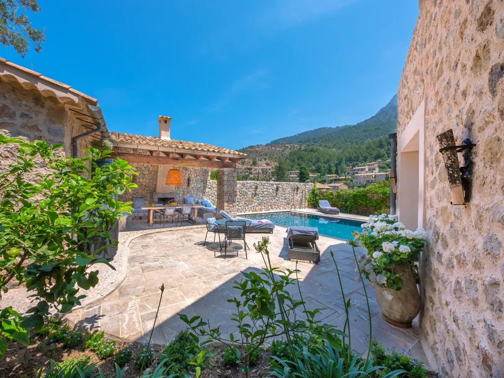 Villa in Deià-23
