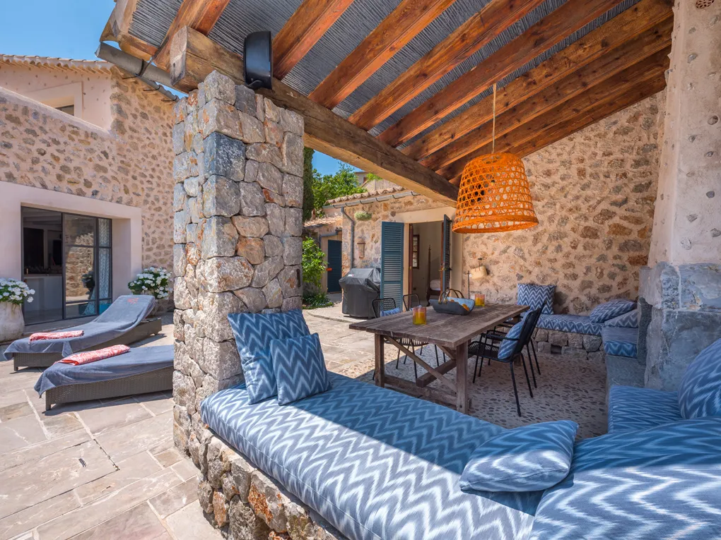 Villa in Deià-10