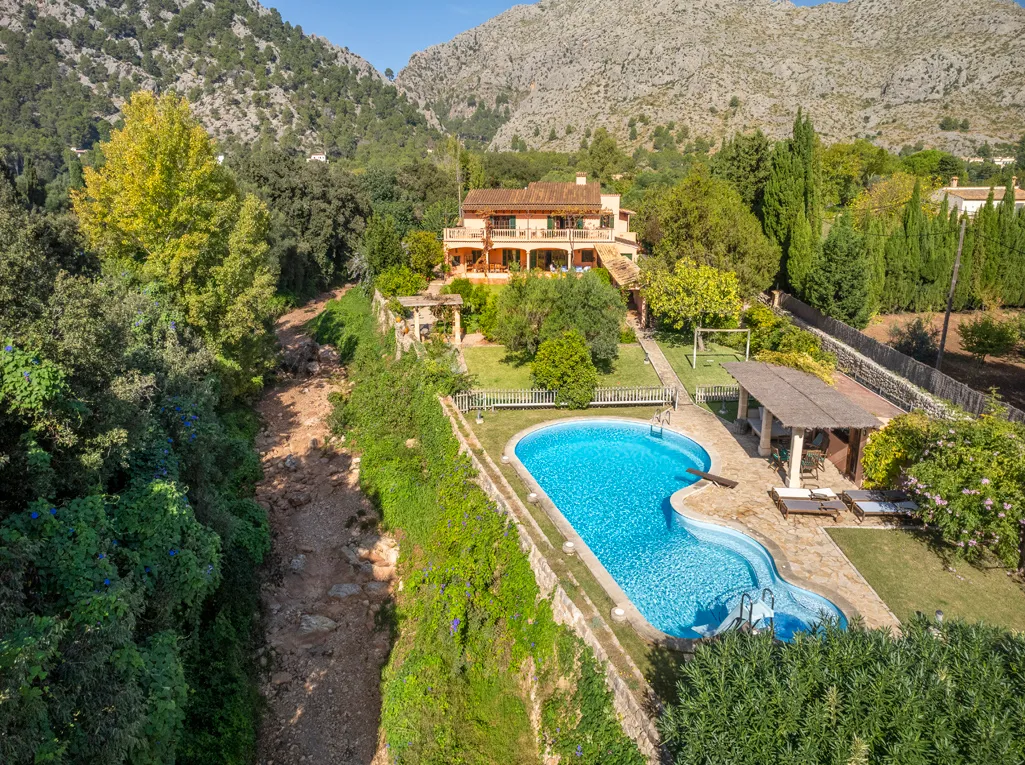 Seizoensverhuur. Landhuis op slechts enkele minuten van Pollensa-3