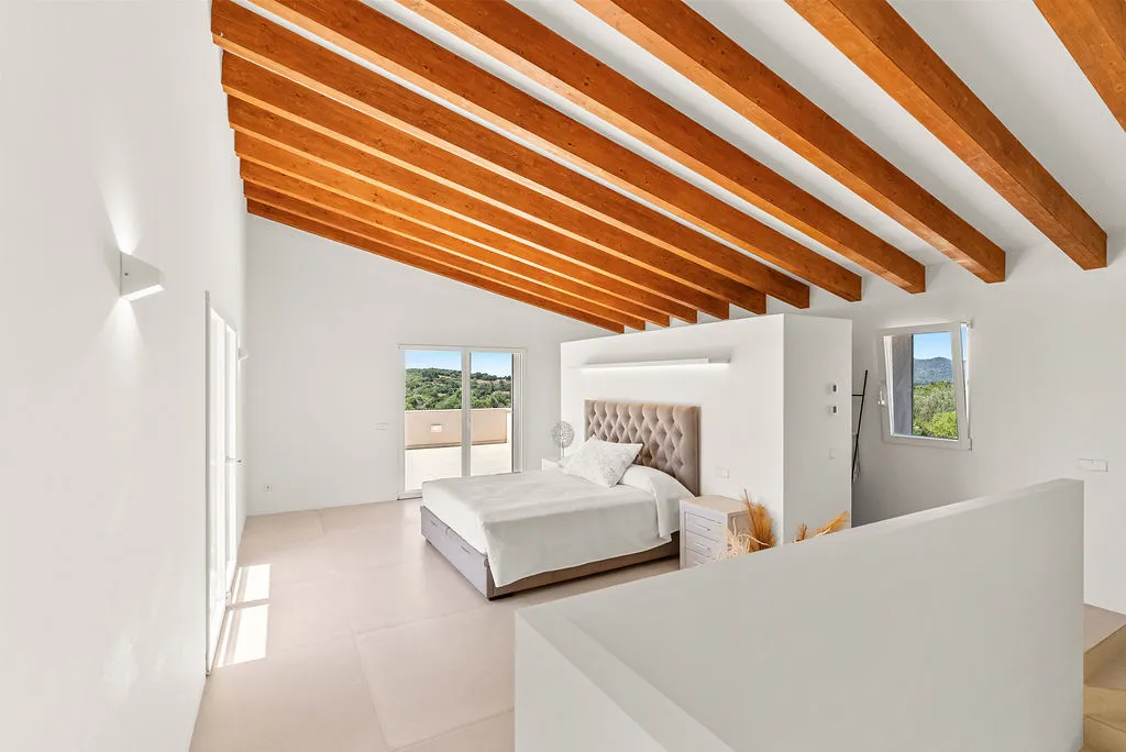 Unique new-build finca with sweeping sea views-14