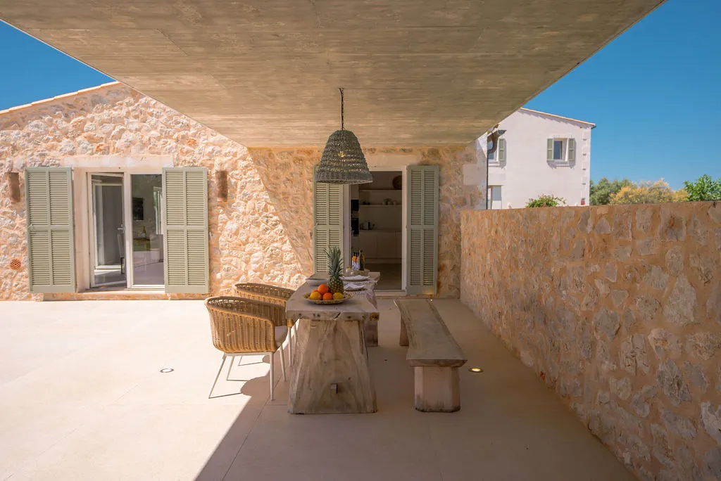 Unique new-build finca with sweeping sea views-10