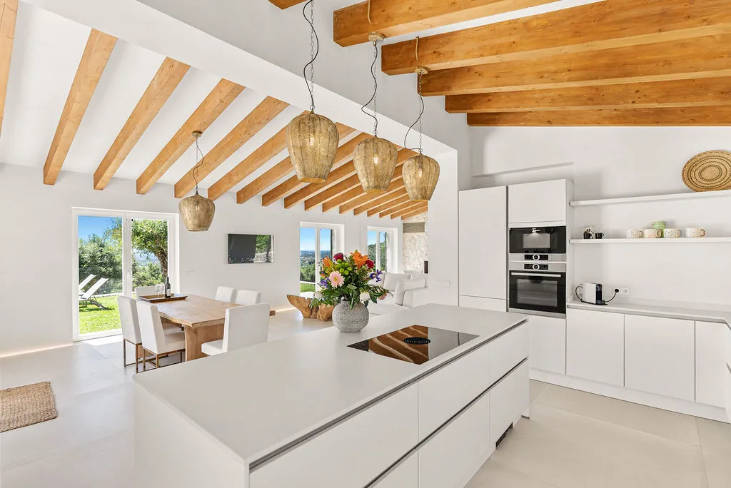 Unique new-build finca with sweeping sea views-9