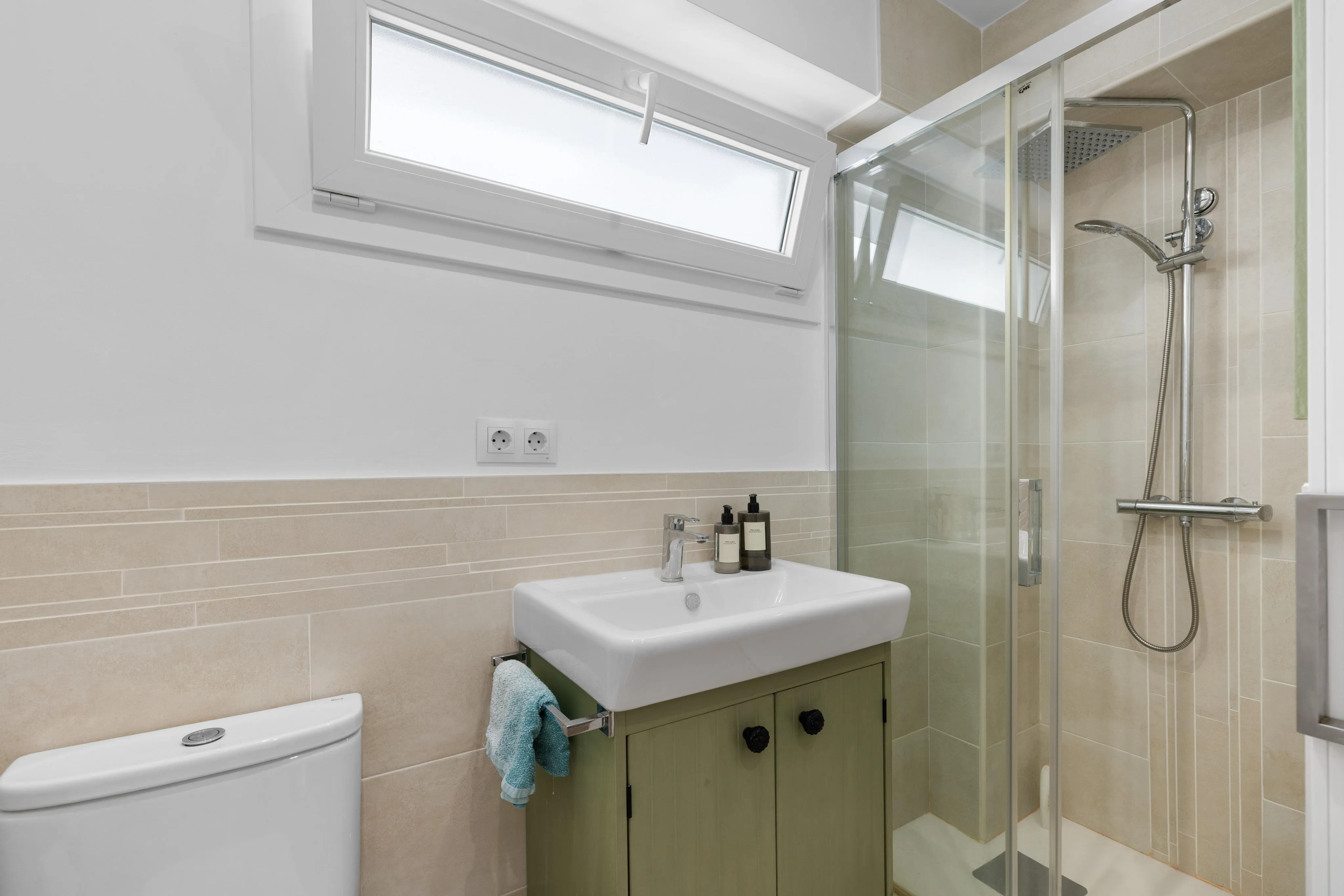 Ático de lujo en Palma con amplia terraza y vistas al puerto-15