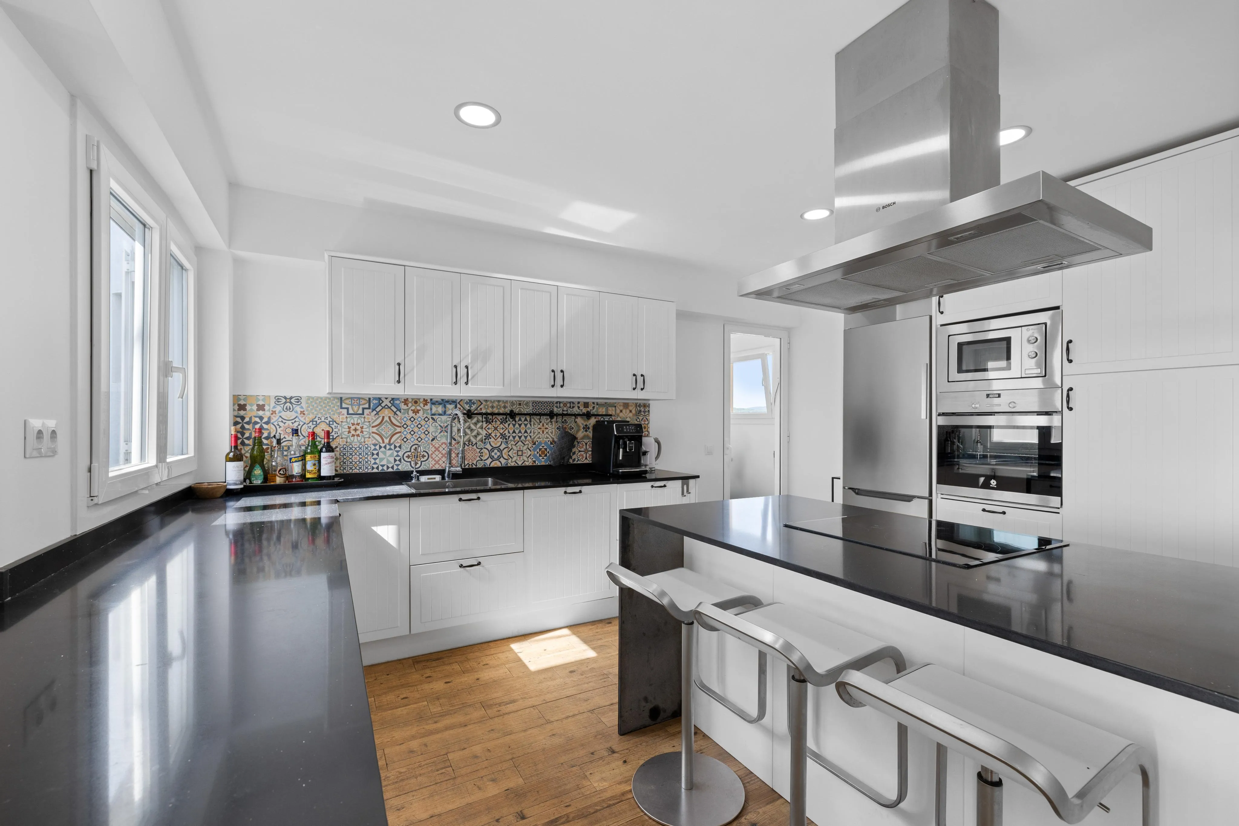 Ático de lujo en Palma con amplia terraza y vistas al puerto-9