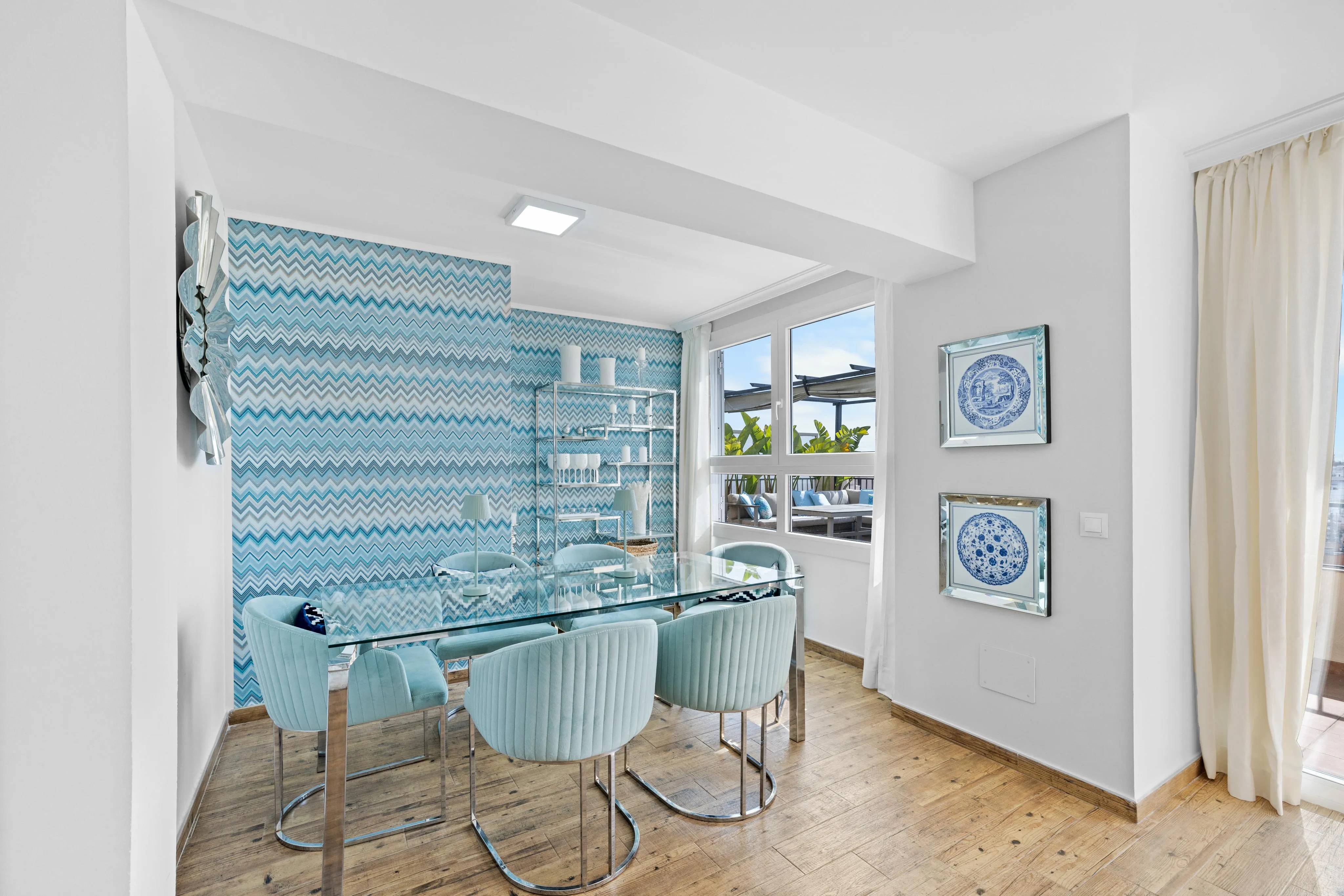 Luxueus penthouse in Palma met ruim terras en uitzicht op de haven-8