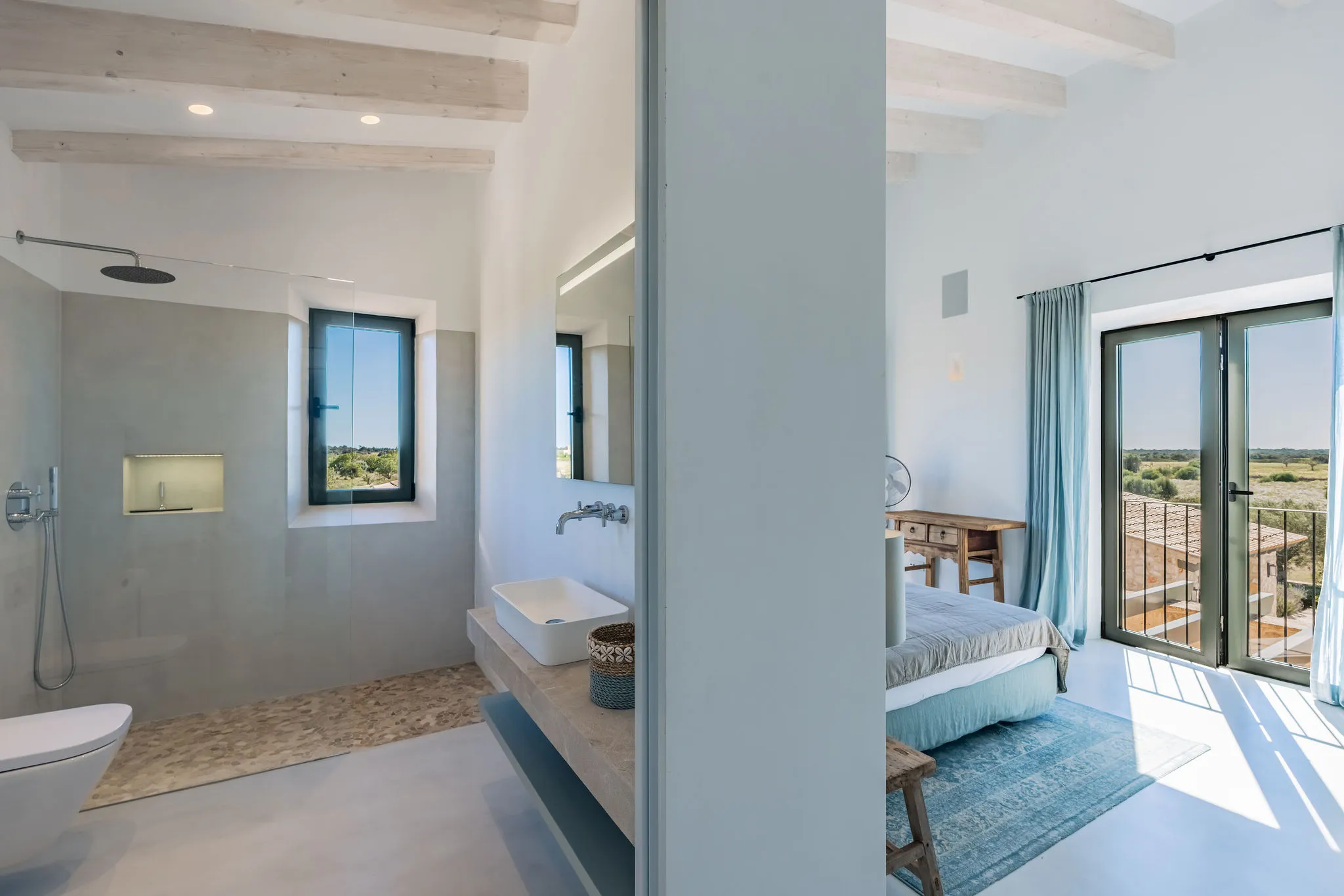 Śródziemnomorska finca z kamienia naturalnego z panoramicznym widokiem-10