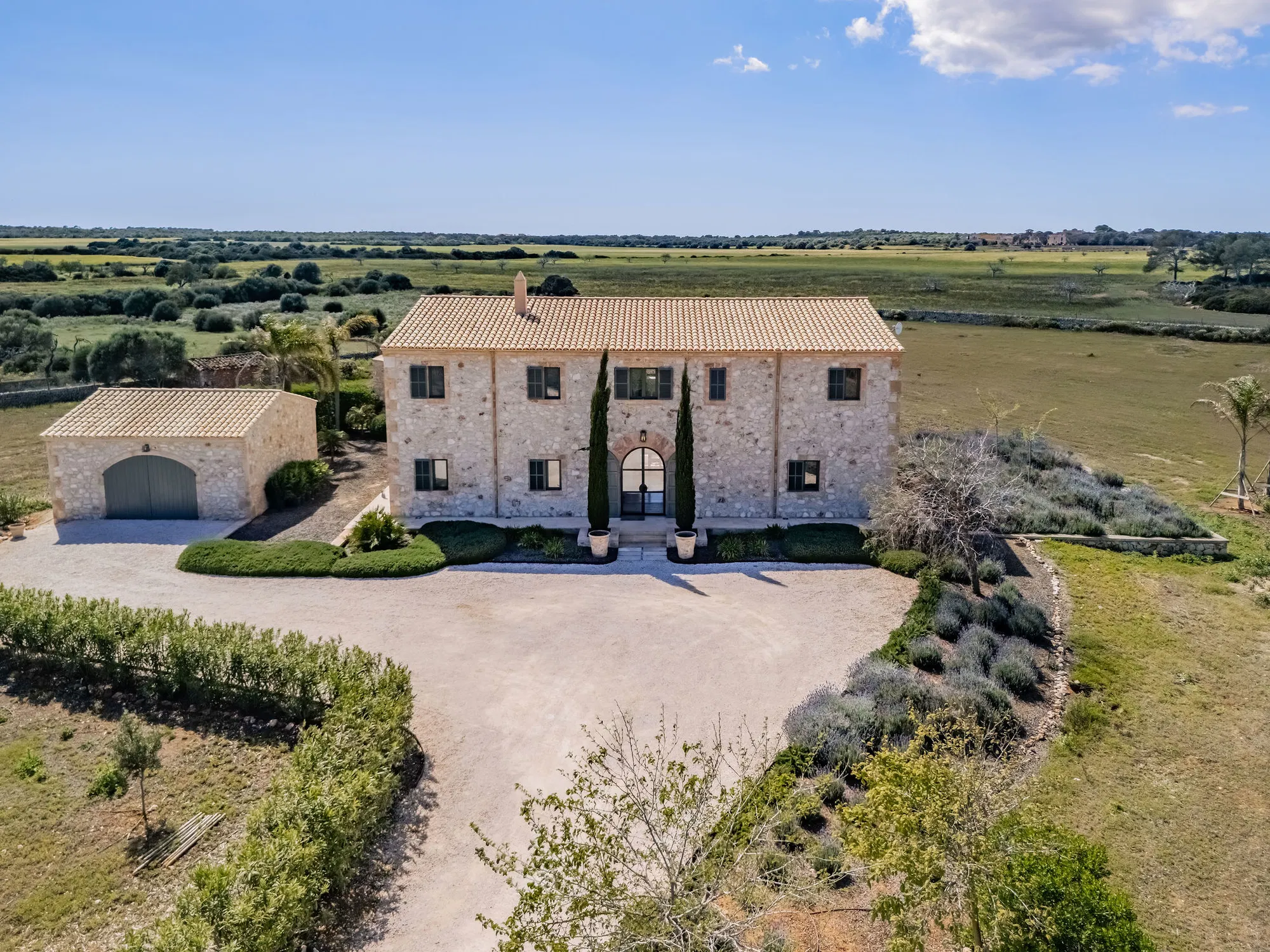 Finca mediterranea in pietra naturale con vista panoramica-16