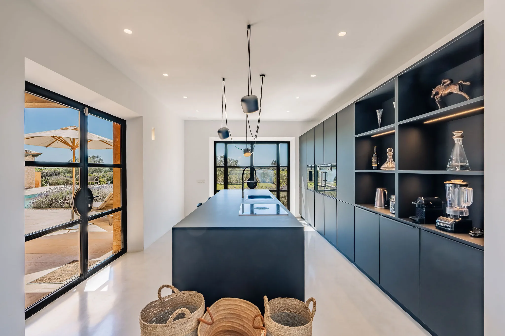 Śródziemnomorska finca z kamienia naturalnego z panoramicznym widokiem-7