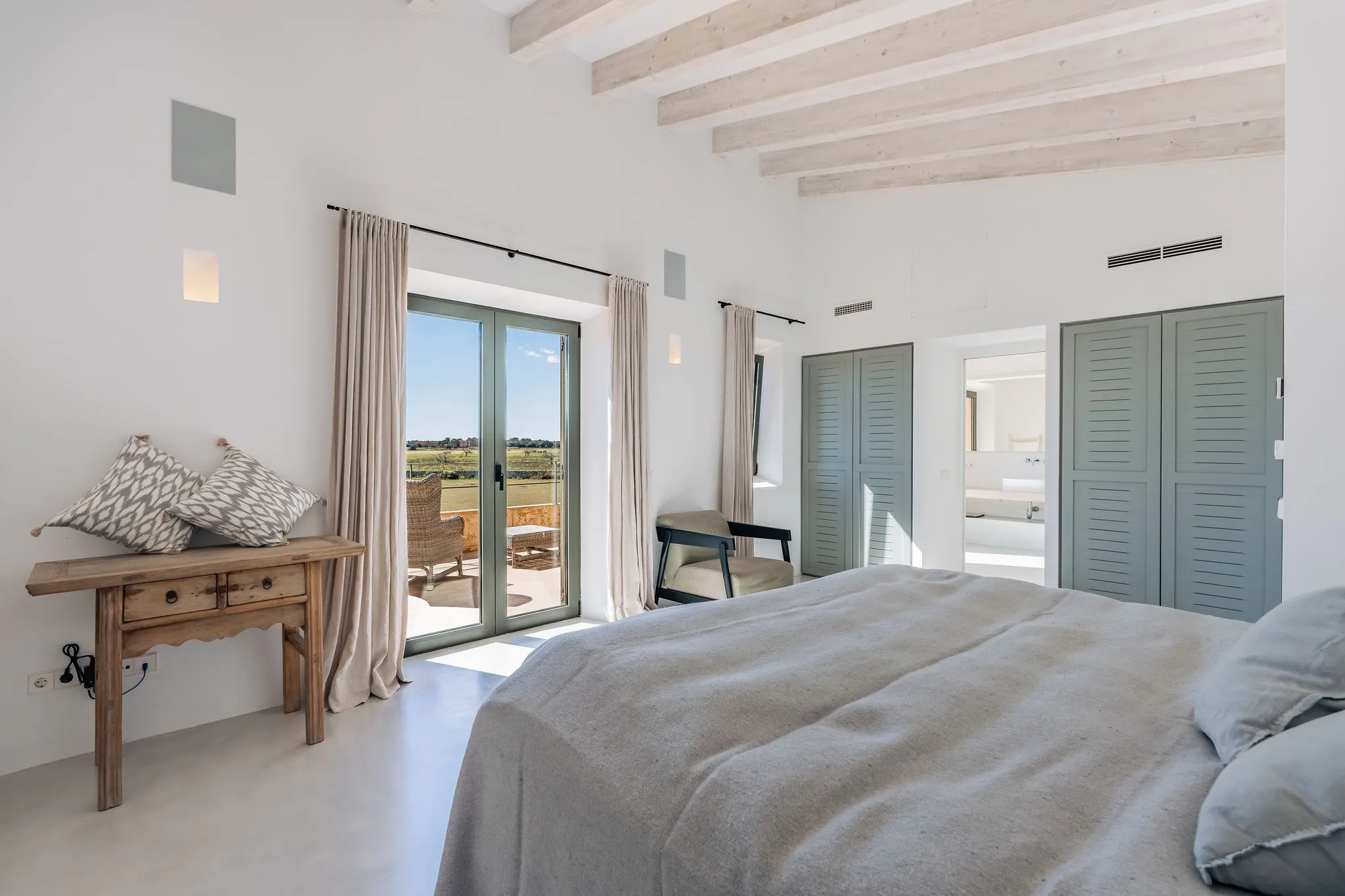 Śródziemnomorska finca z kamienia naturalnego z panoramicznym widokiem-9