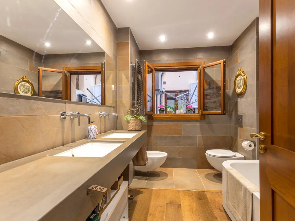 Eigentijds appartement naast kathedraal-Palma de Mallorca, oude binnenstad-7