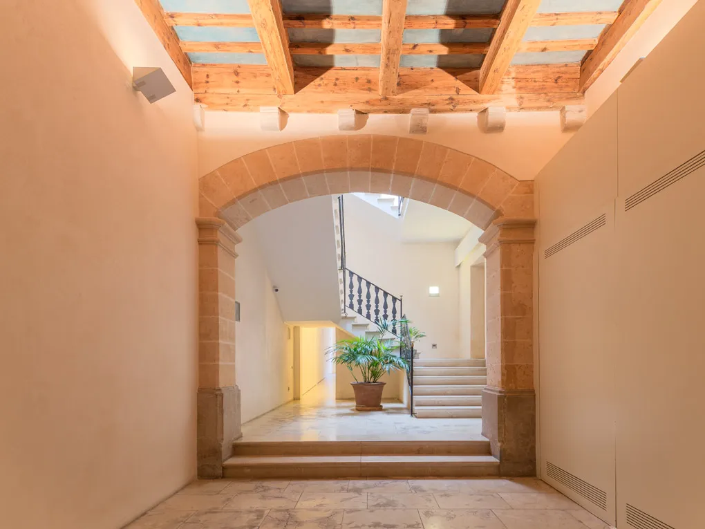 Eigentijds appartement naast kathedraal-Palma de Mallorca, oude binnenstad-2