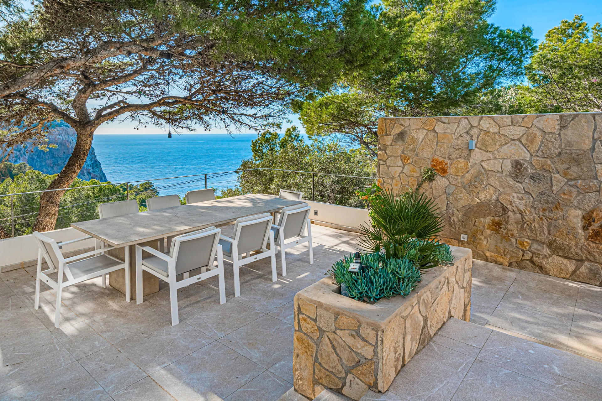 Exclusieve villa met adembenemend uitzicht op zee en maximale privacy-3