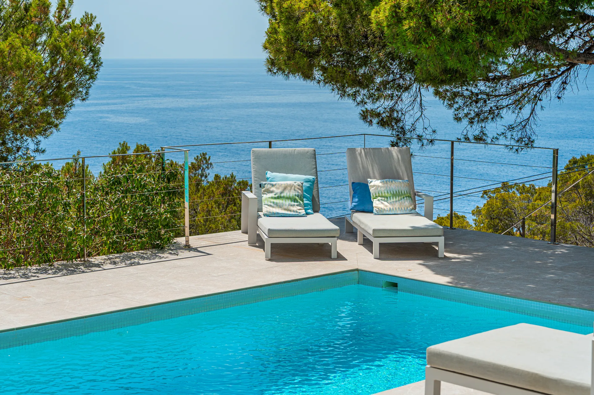 Exclusieve villa met adembenemend uitzicht op zee en maximale privacy-16