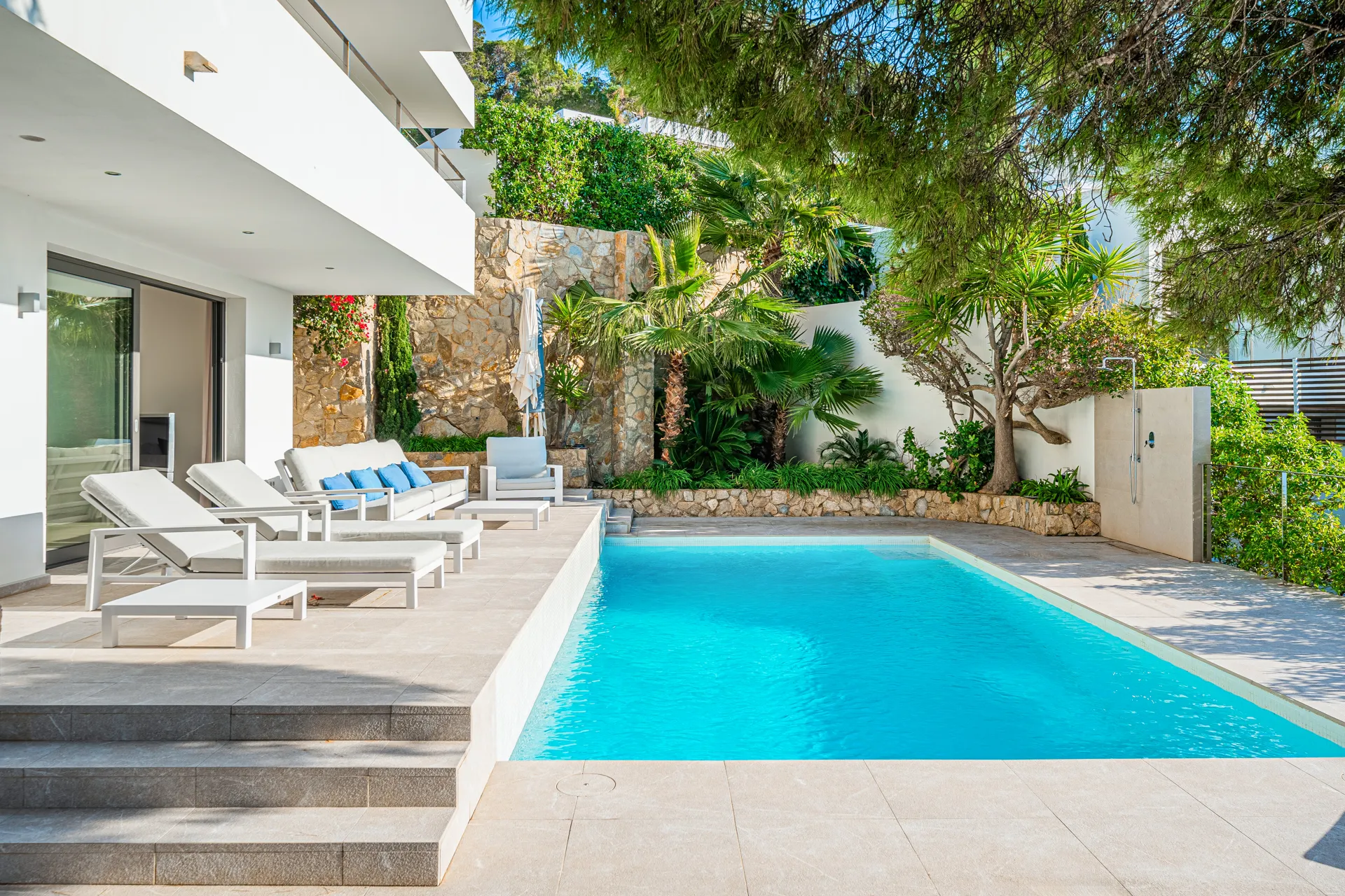 Exclusieve villa met adembenemend uitzicht op zee en maximale privacy-15