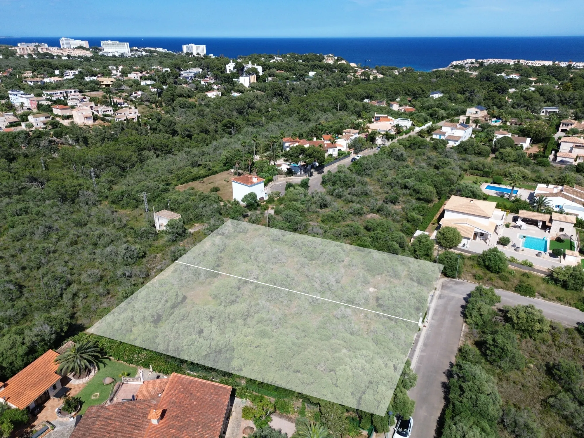 Terrenos para hasta cuatro villas exclusivas en Cala Murada-1