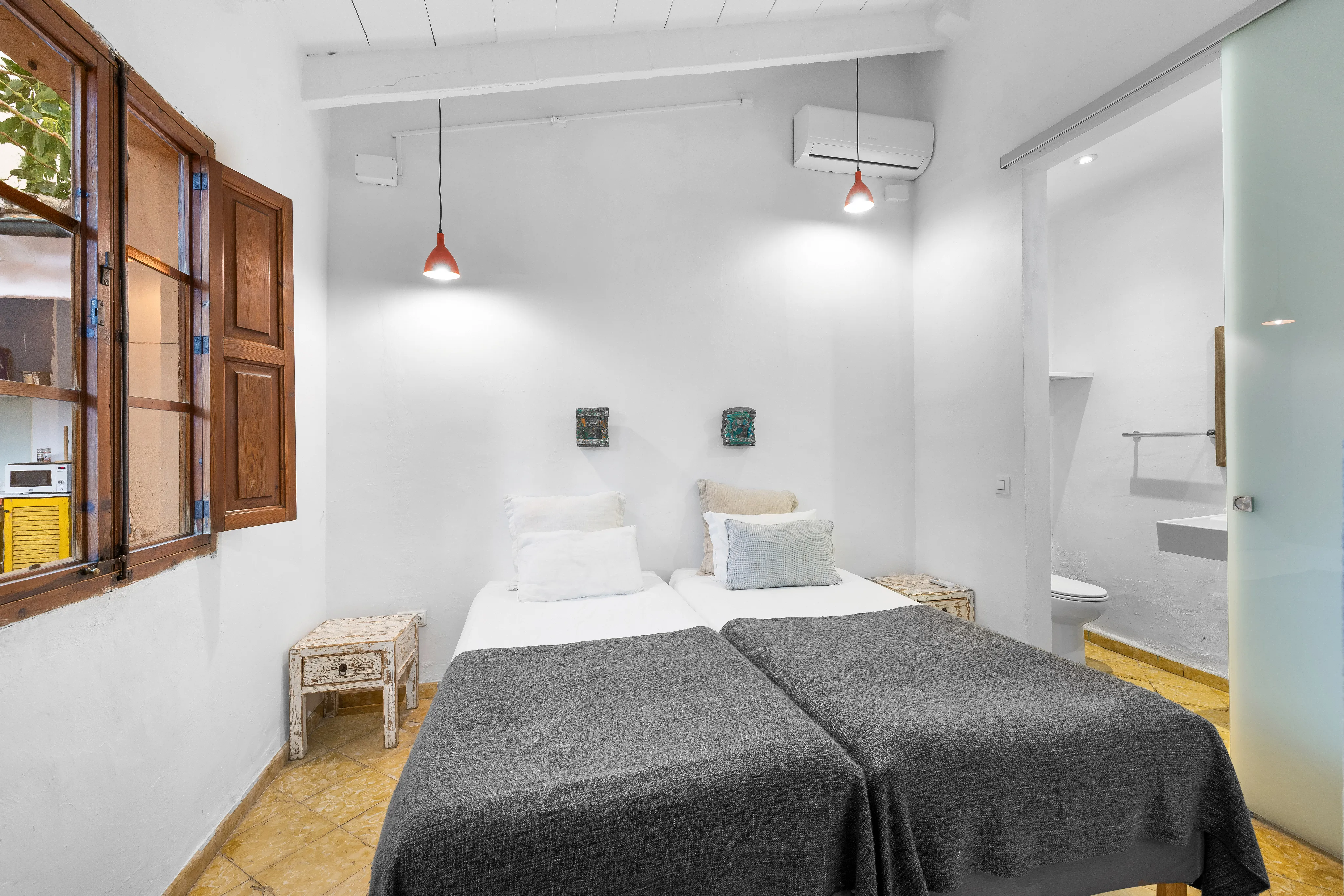 Luxury villa with a rental license in Son Espanyolet-7