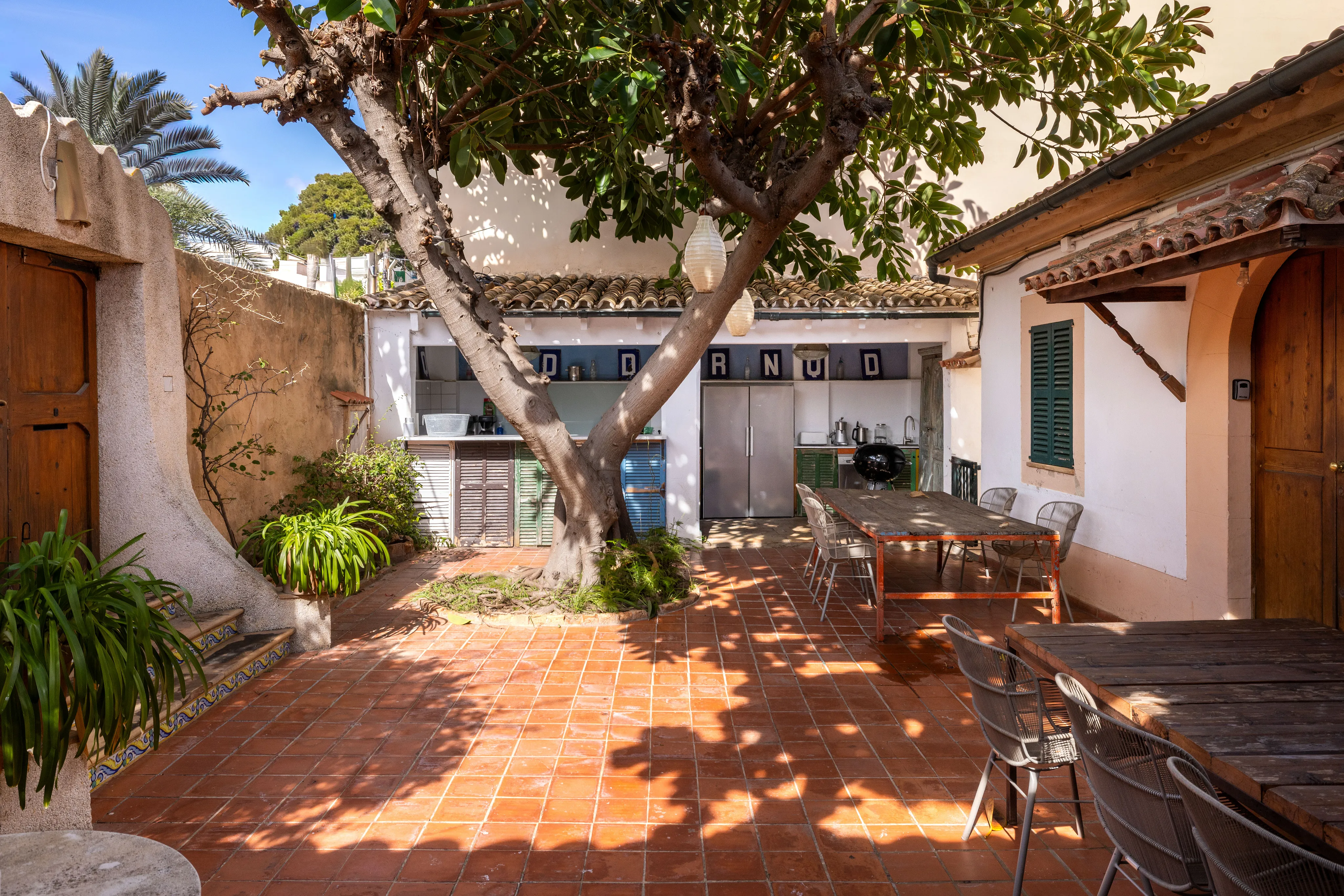 Luxury villa with a rental license in Son Espanyolet-20