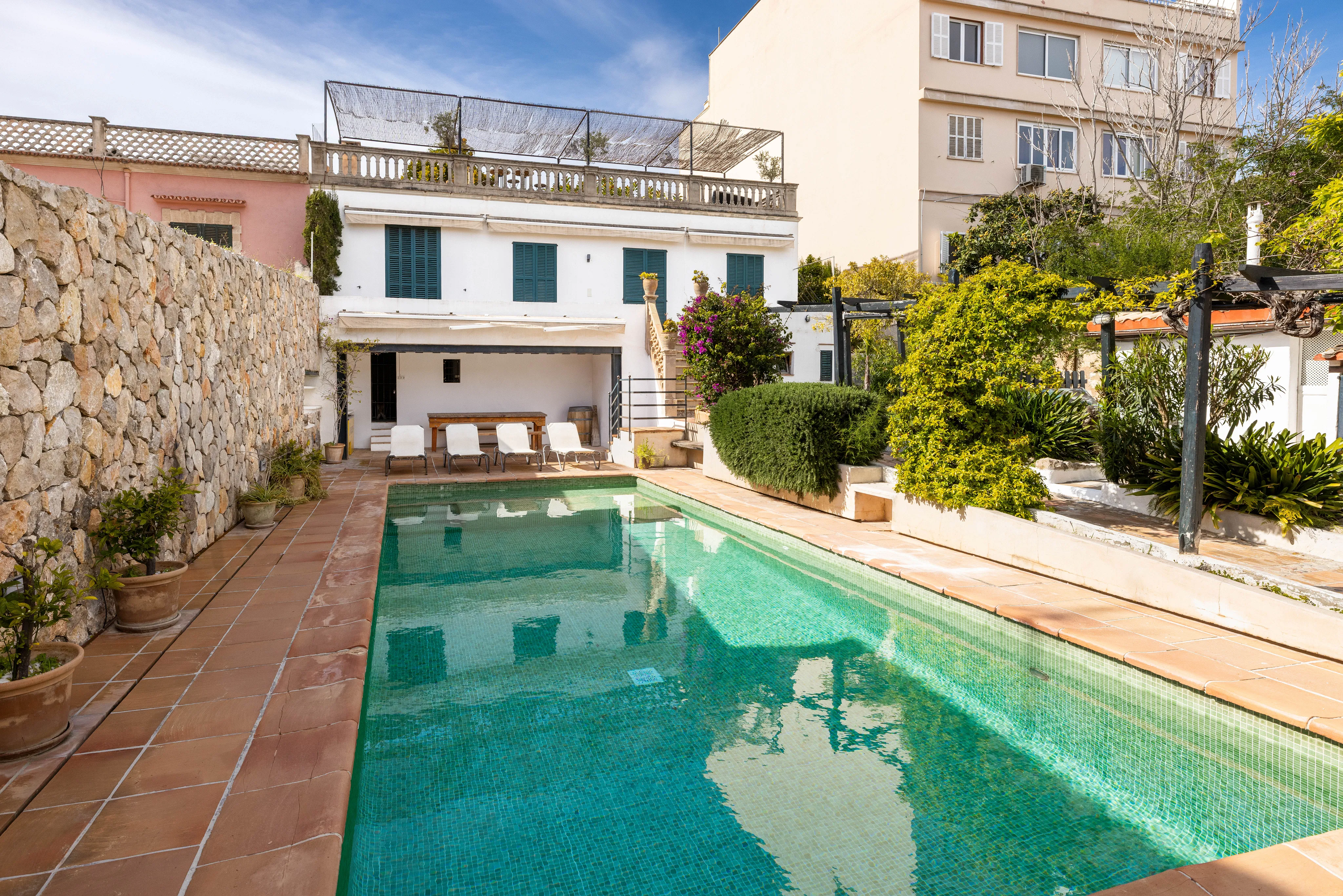 Luxury villa with a rental license in Son Espanyolet-22