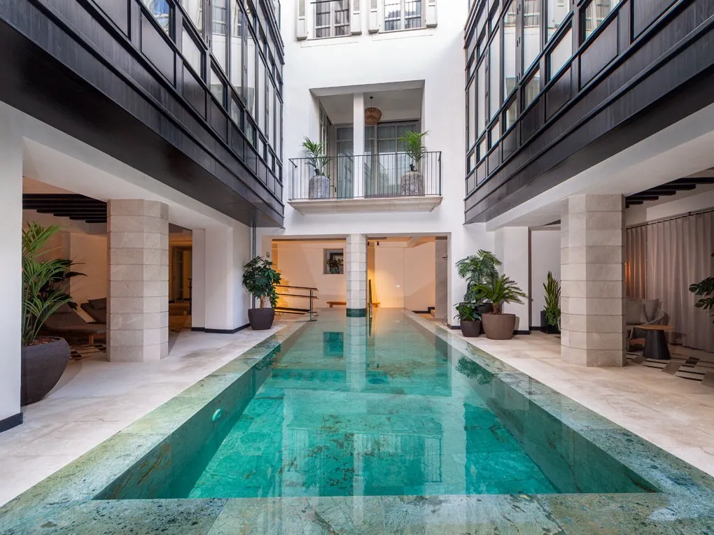 Exclusiu Pis amb Terrassa, Ascensor i Piscina Comunitària en un Elegant Complex Residencial-17