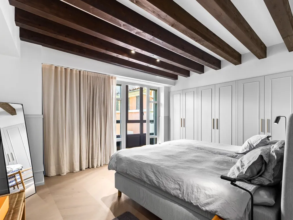 Exclusiu Pis amb Terrassa, Ascensor i Piscina Comunitària en un Elegant Complex Residencial-8