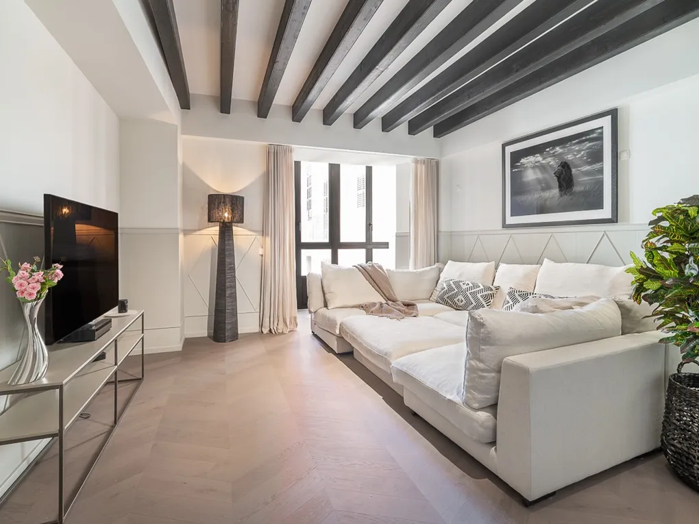 Exclusiu Pis amb Terrassa, Ascensor i Piscina Comunitària en un Elegant Complex Residencial-14