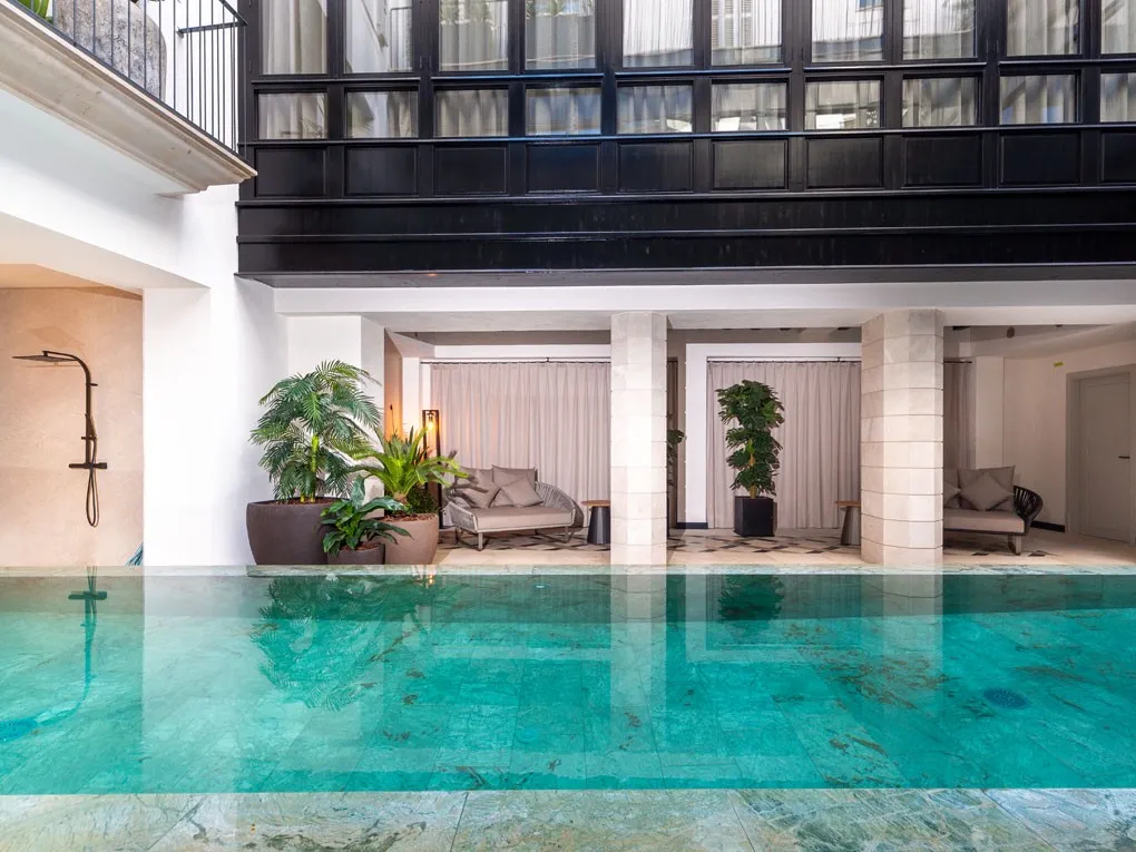 Exclusiu Pis amb Terrassa, Ascensor i Piscina Comunitària en un Elegant Complex Residencial-15