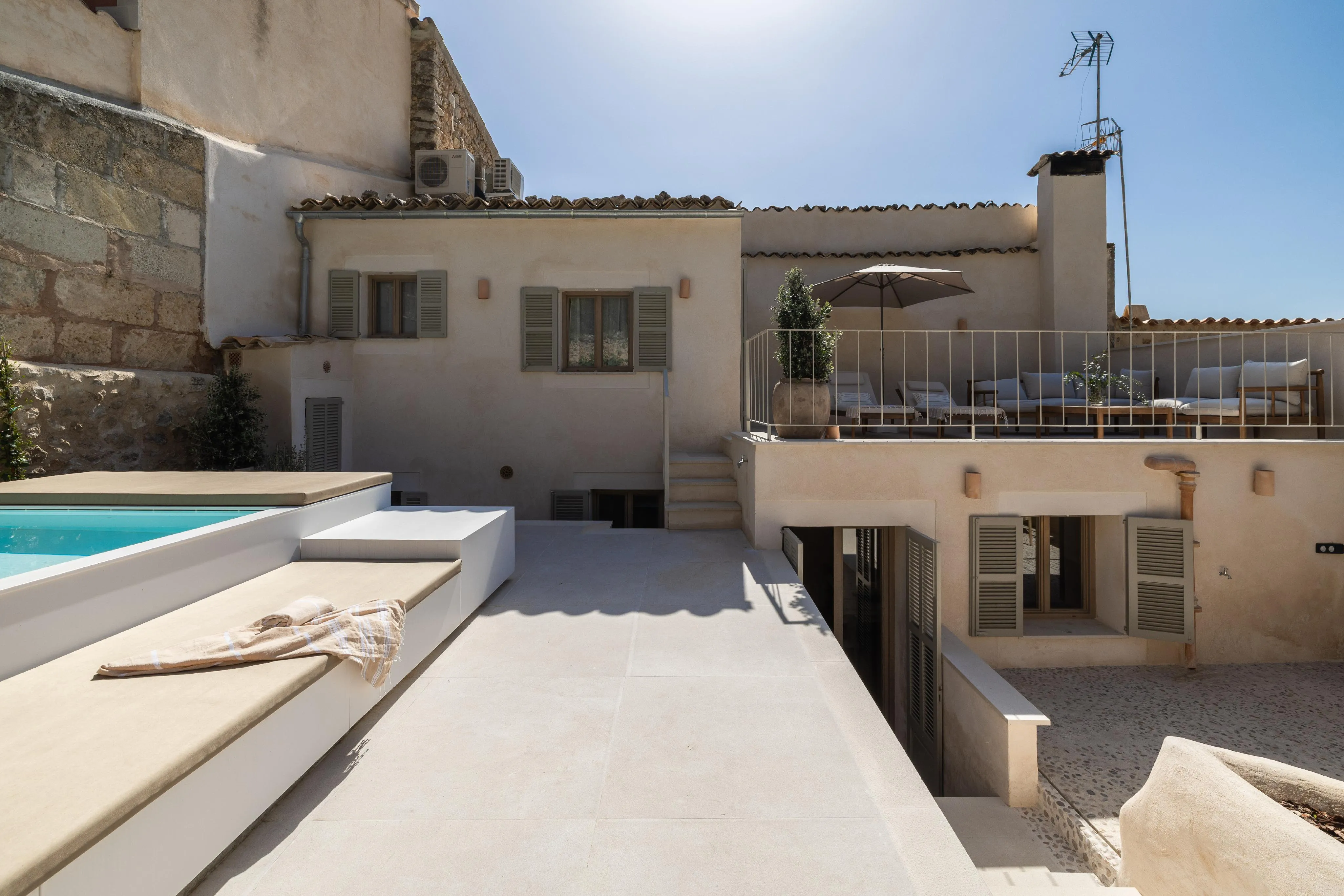 Charmerende renoveret landsbyhus med ETV-licens i Caimari-19