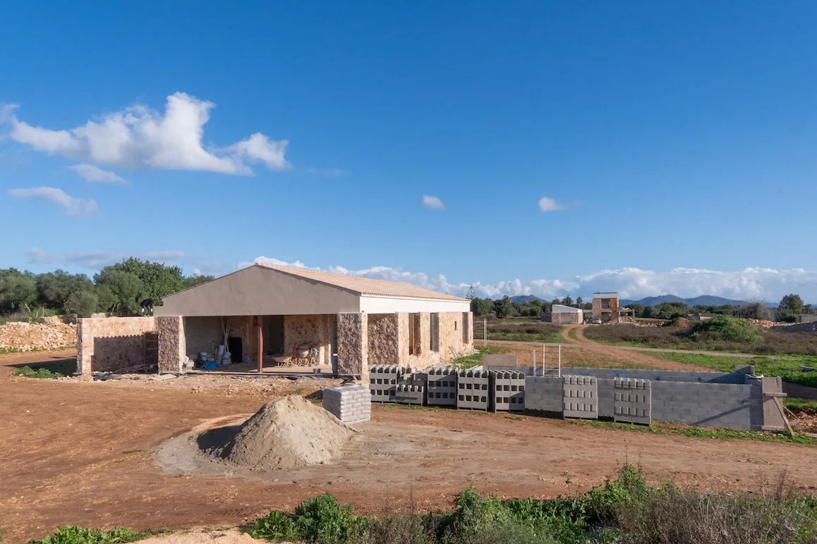 Finca Solana – Großzügiges Wohnen im Einklang mit Natur und Design-10