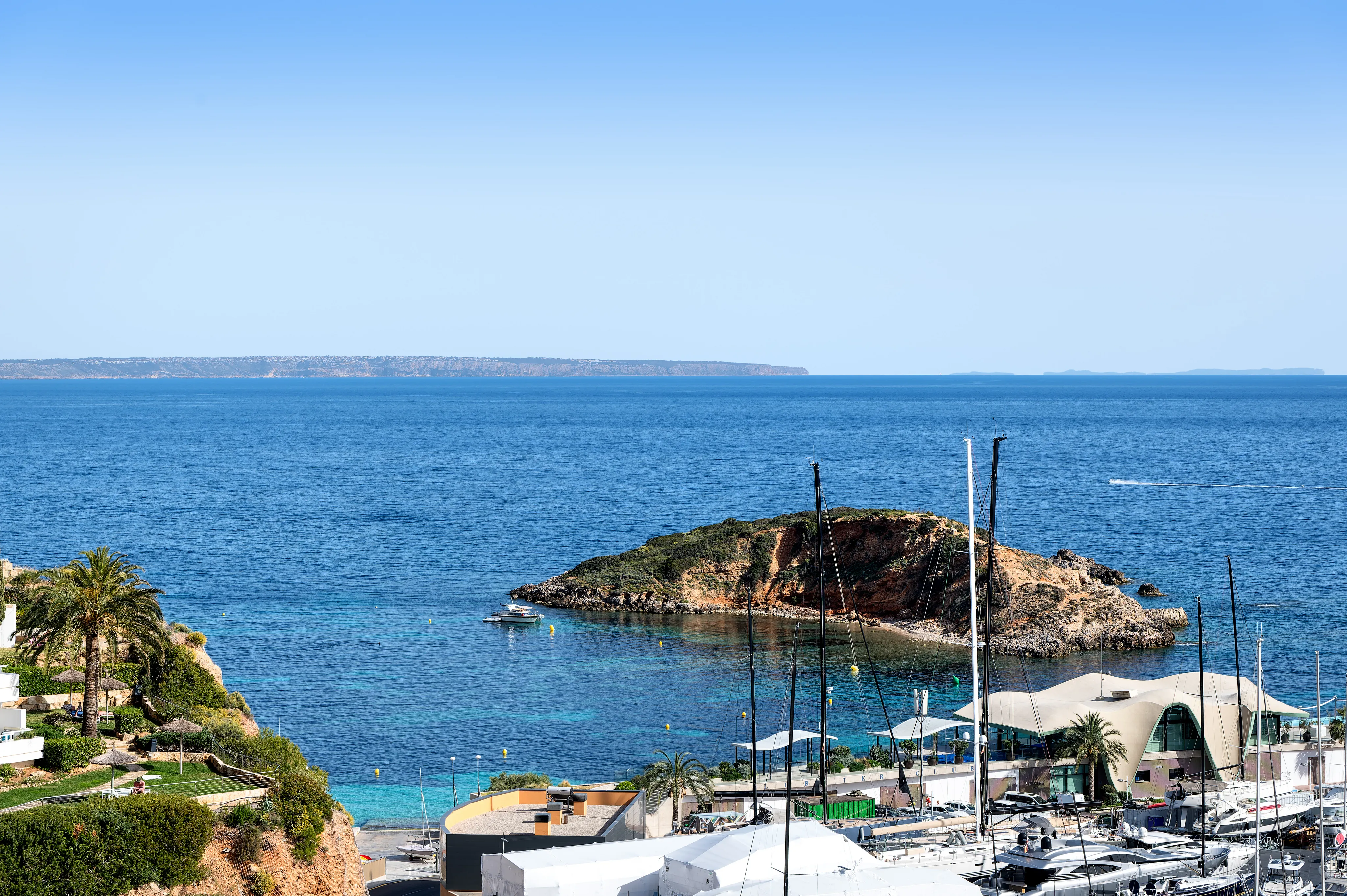 Пентхаус с захватывающим панорамным видом на море-16