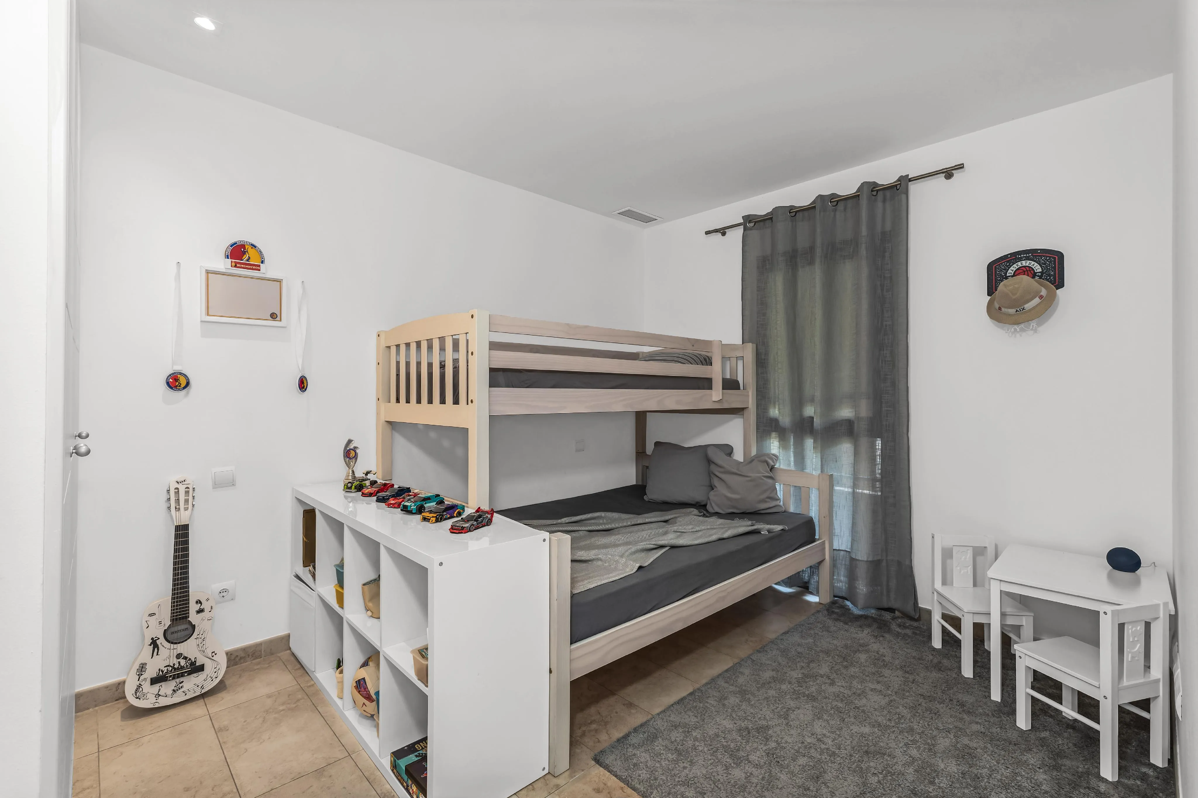 Stilfuld lejlighed med udsigt over landskabet og bedste beliggenhed i Cala Fornells-13