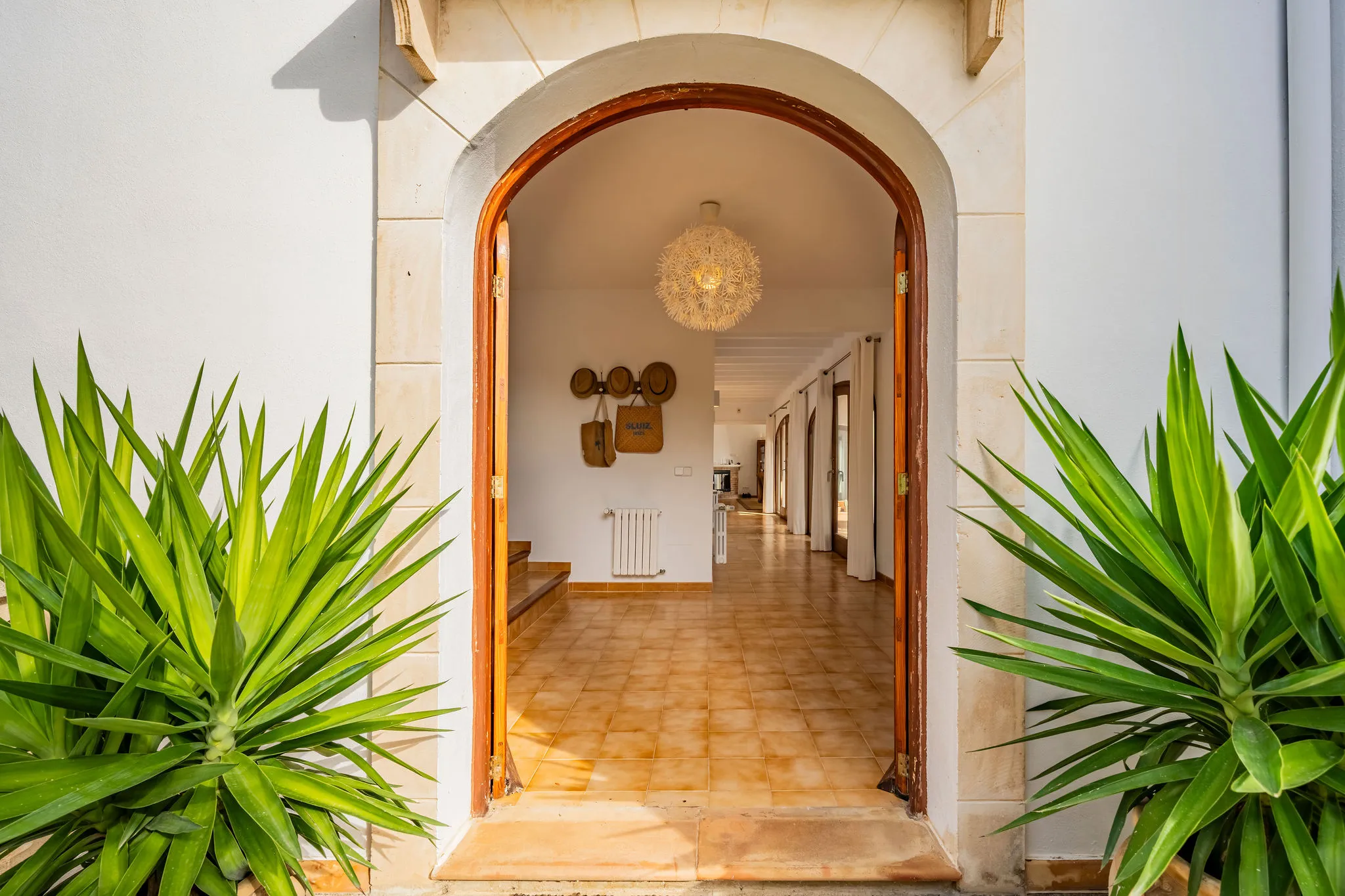 Encuentro familiar: Villa luminosa con vistas panorámicas al mar-5