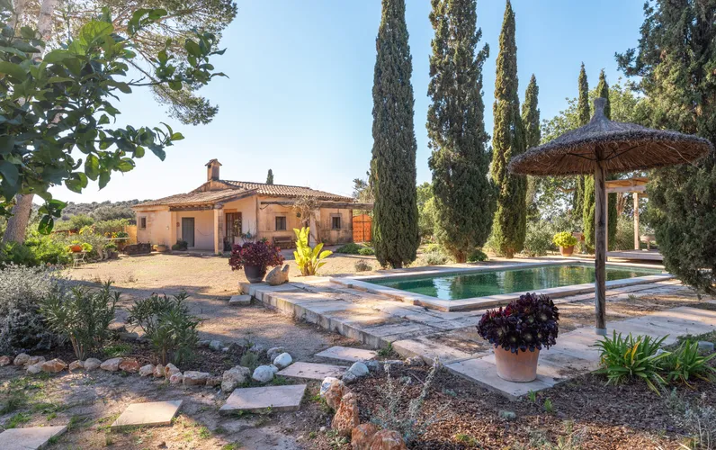 Finca idyllique avec piscine dans l'arrière-pays majorquin