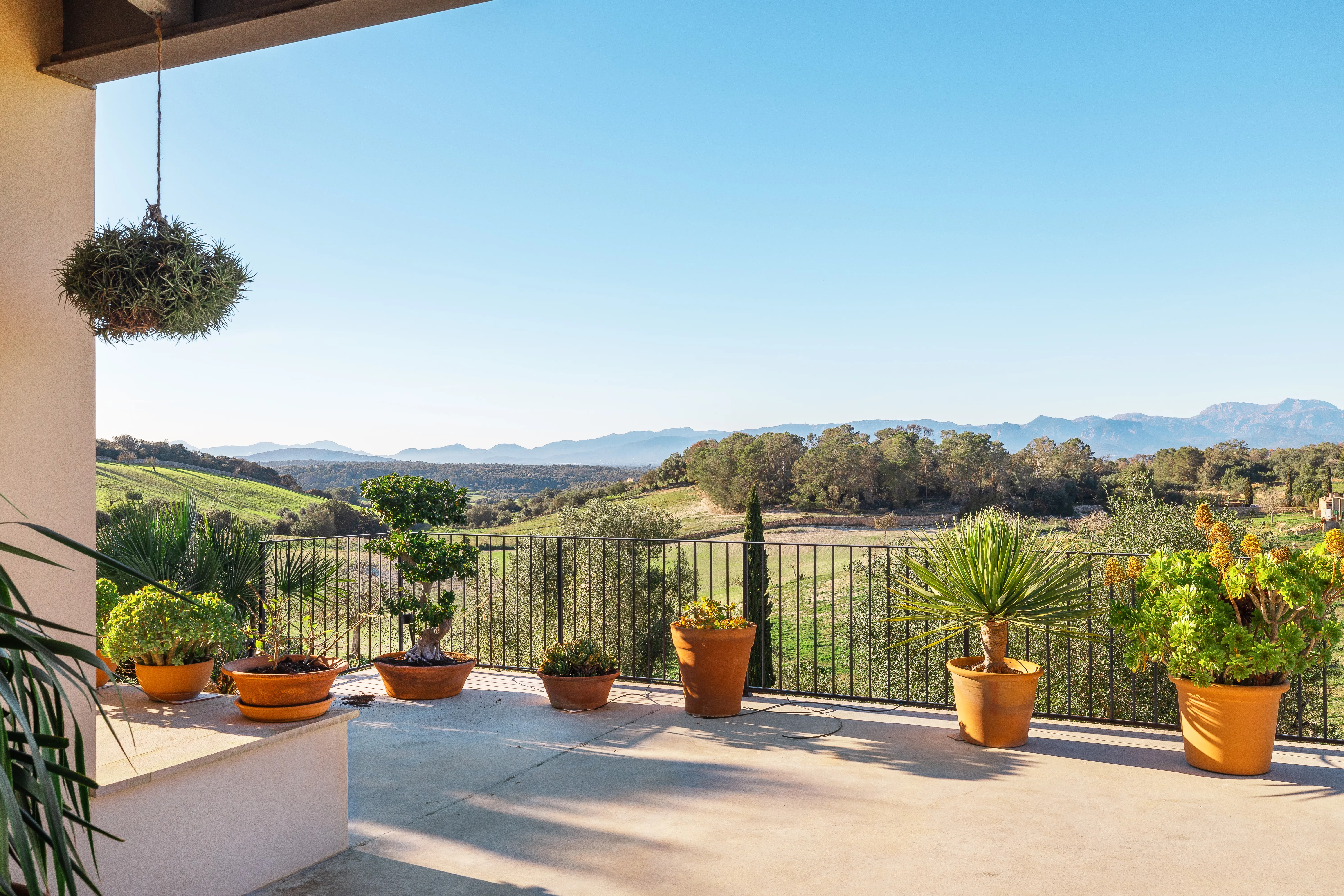 Idyllische finca met zwembad in het achterland van Mallorca-20