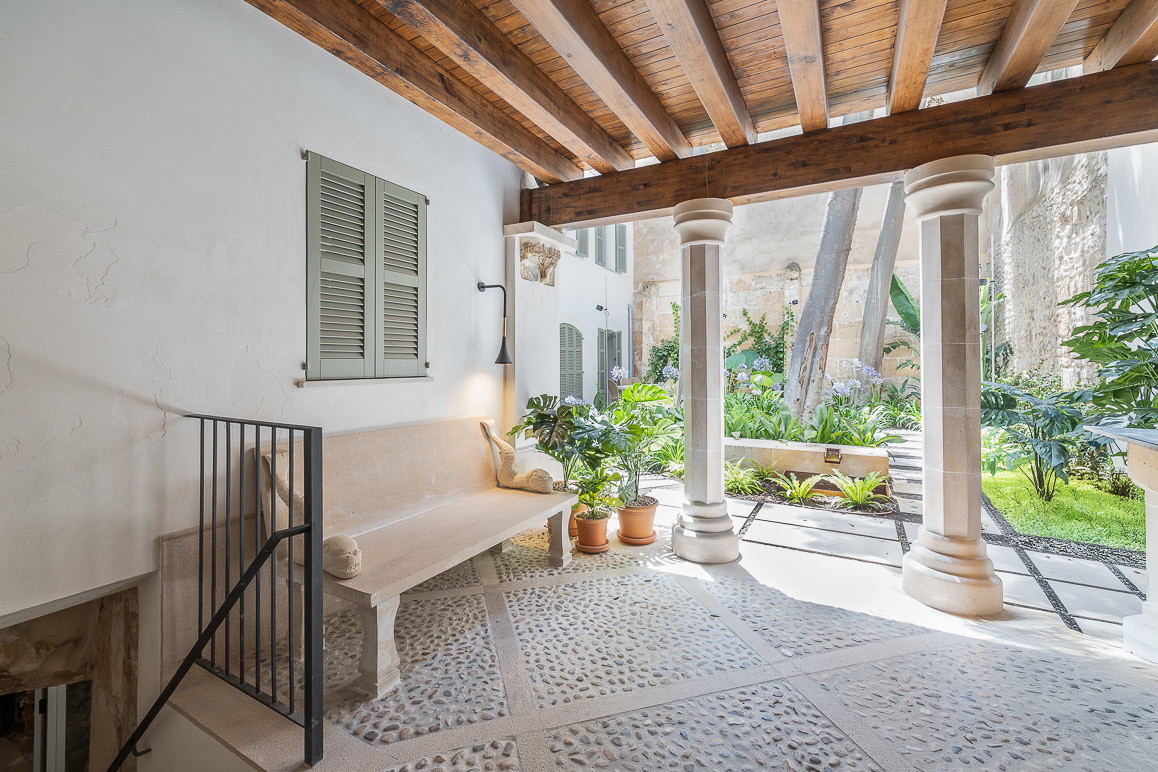 Appartement dans une maison de ville historique rénovée, avec terrasse et vue sur le jardin-17