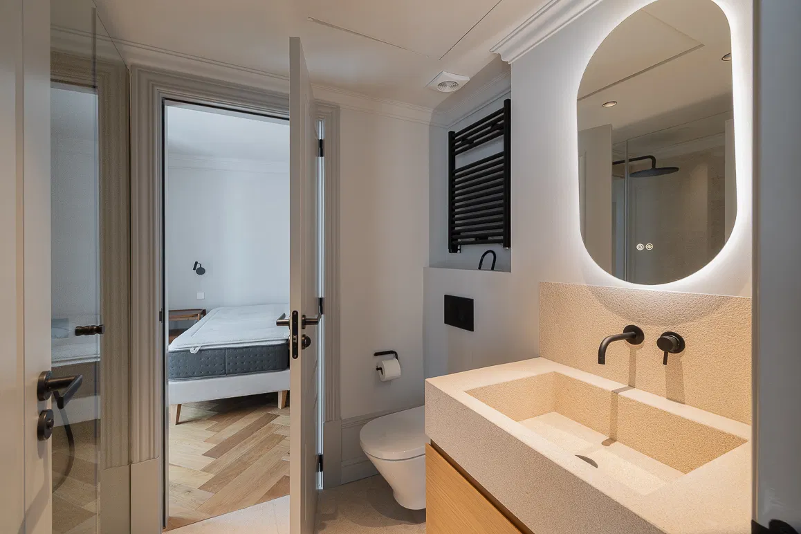Appartement dans une maison de ville historique rénovée, avec terrasse et vue sur le jardin-12