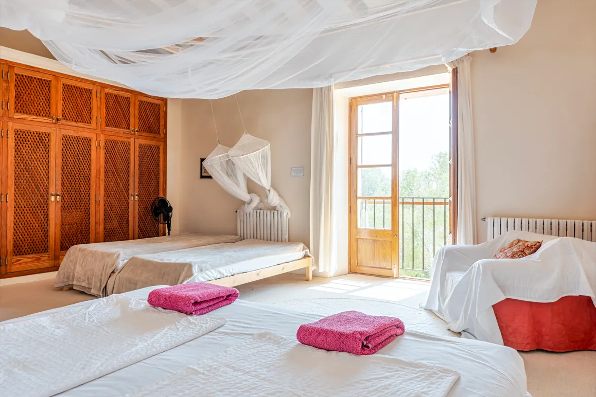 Histórica finca con vistas al mar-11