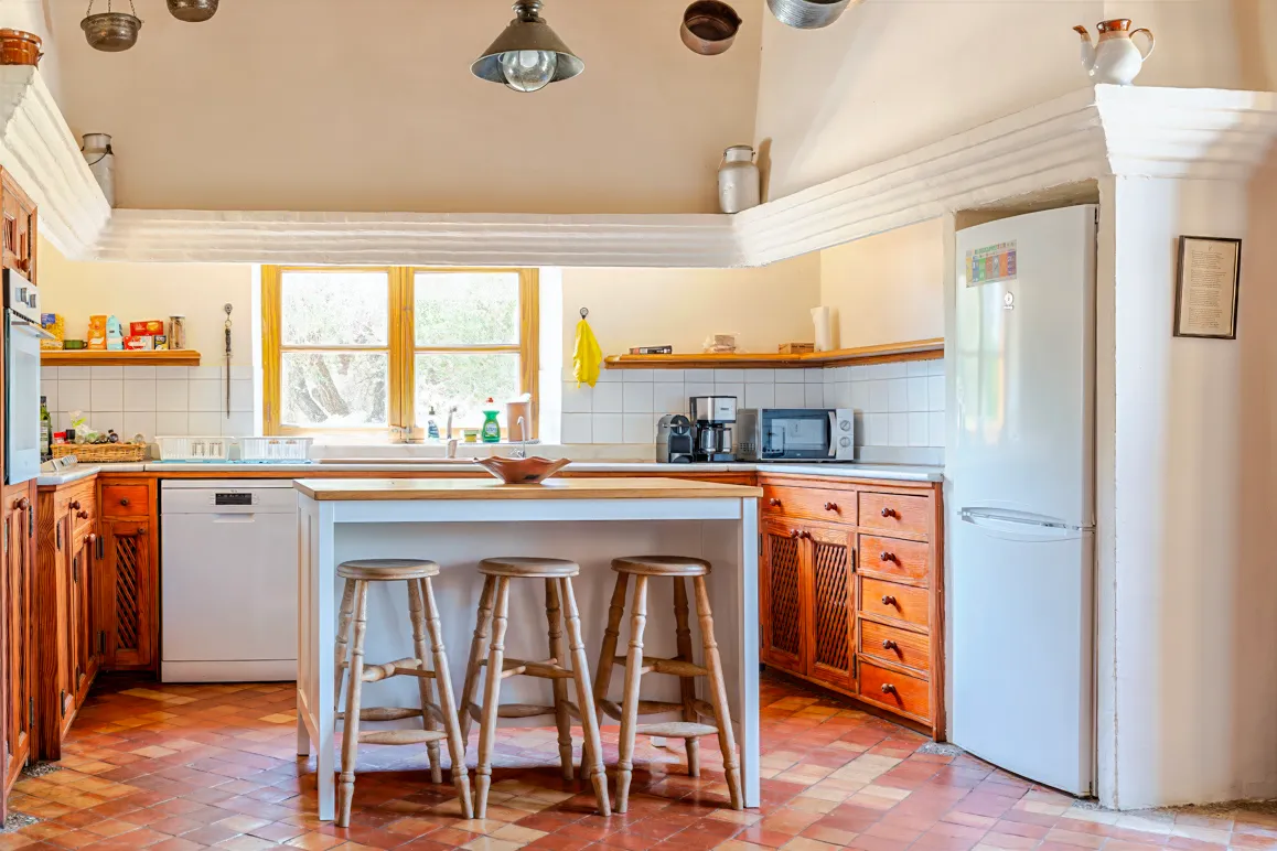 Histórica finca con vistas al mar-6