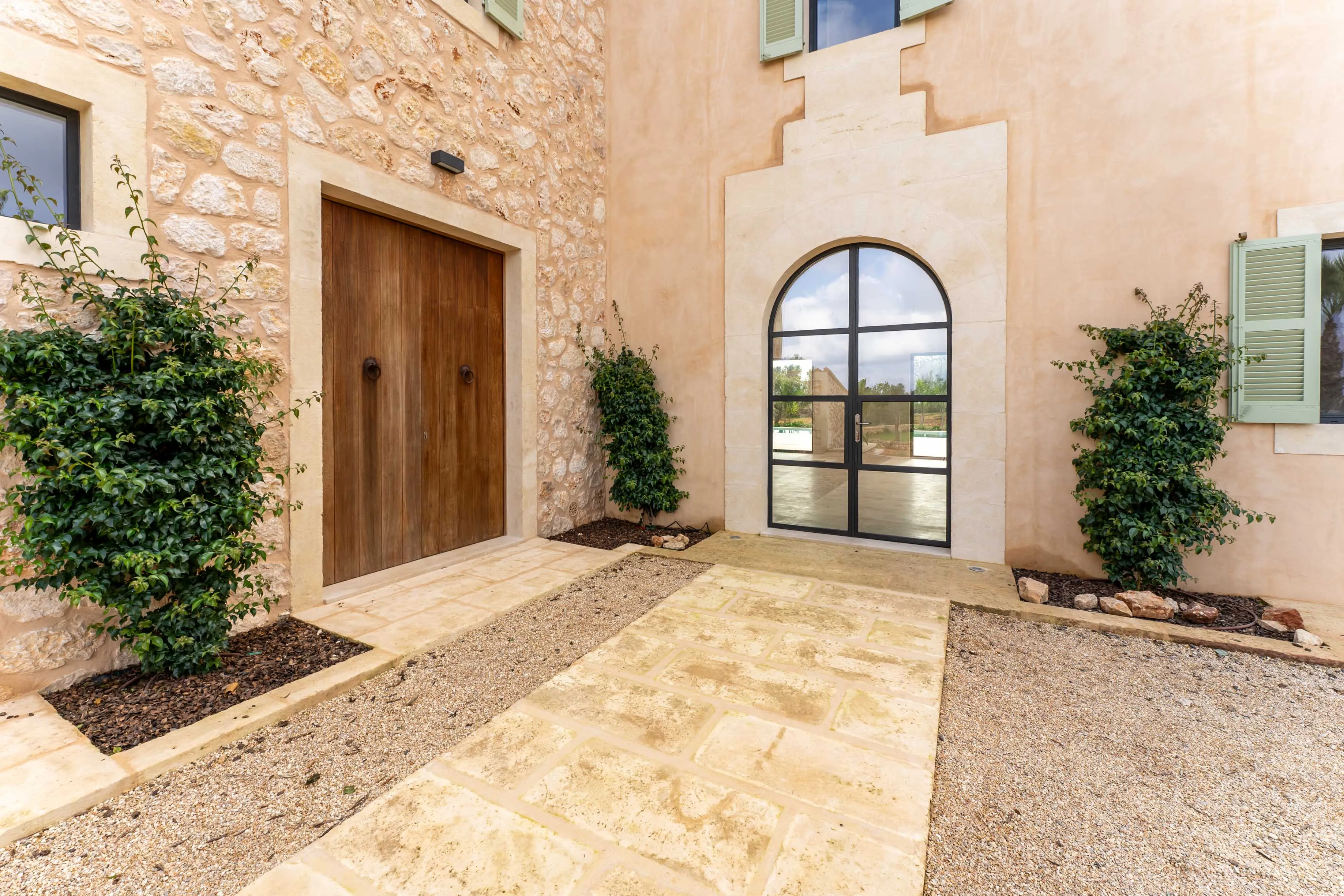 Luxe finca met privacy en stijl vlakbij Cas Concos-4