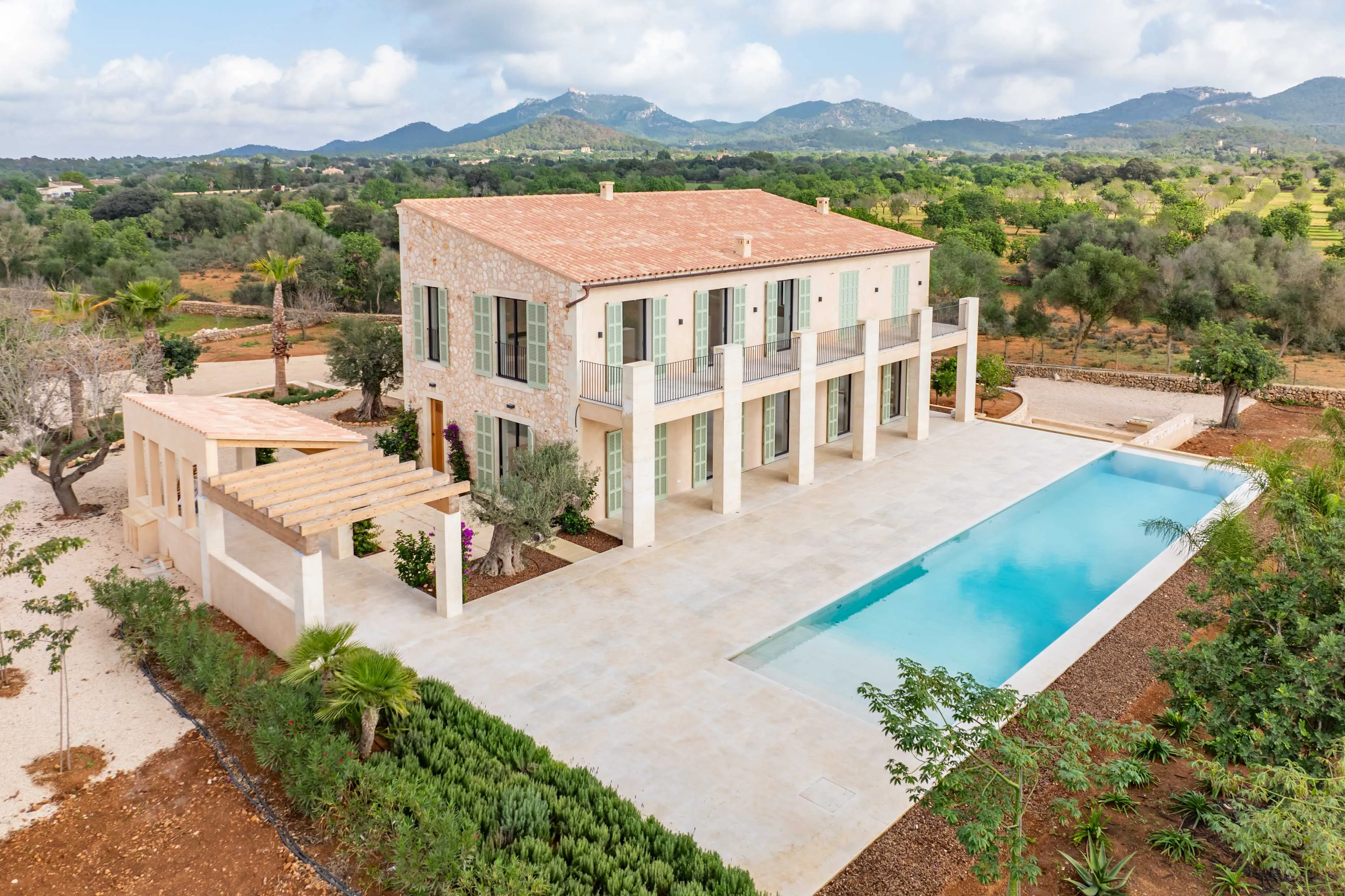 Luxe finca met privacy en stijl vlakbij Cas Concos-11